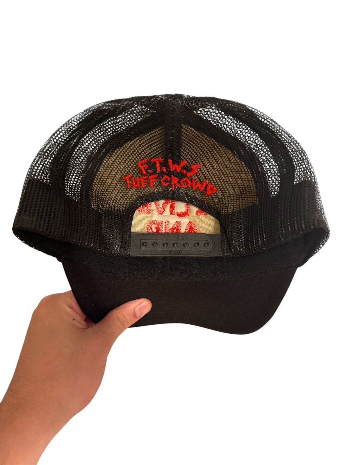 Tuff Crowd Tuff Crowd x FTWS ‘2 LIVE AND DIE IN LA’ Trucker Hat Size ONE SIZE - 2 Thumbnail