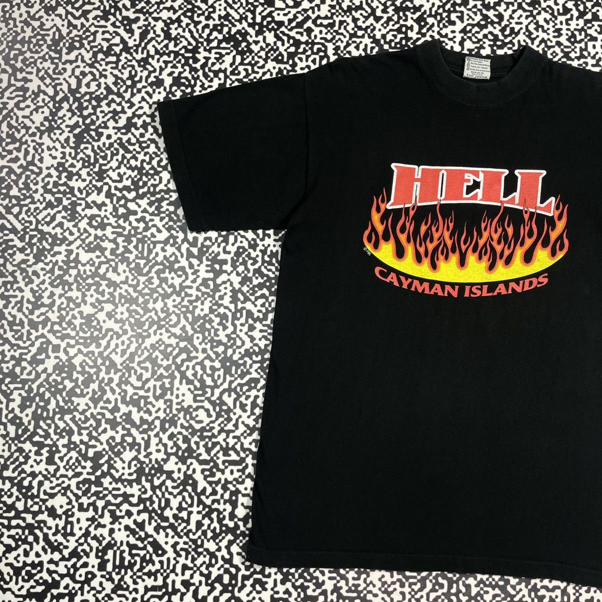 Vintage Vintage 90s Hell Cayman Islands Flame Fire Retro T-shirt Size US M / EU 48-50 / 2 - 2 Thumbnail