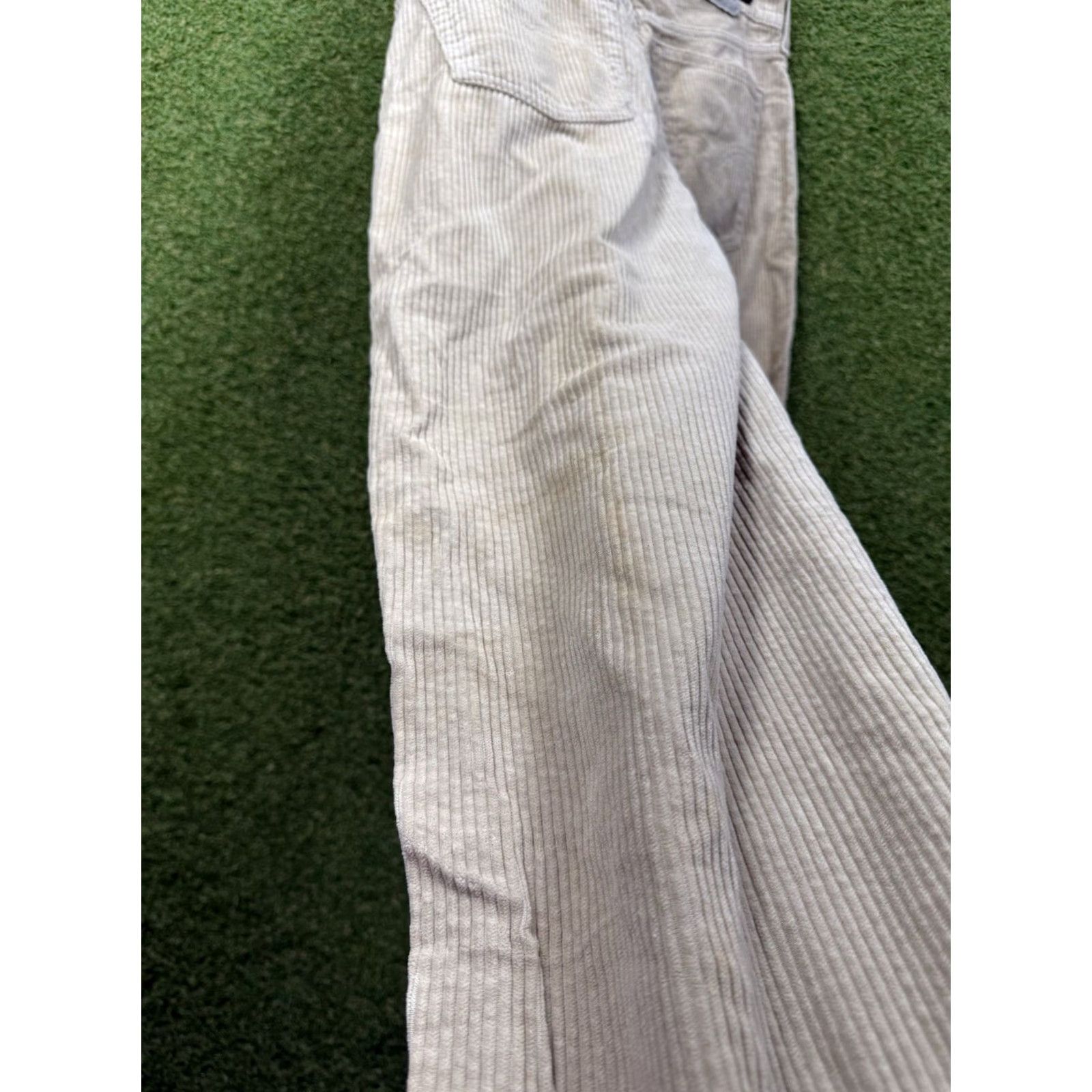 Levi's VINTAGE Levi's SilverTab Baggy Corduroy Pants Mens 36x32 Cream Baggy 90s Skater Loose Relaxed Straight Front Size US 36 / EU 52 - 3 Thumbnail