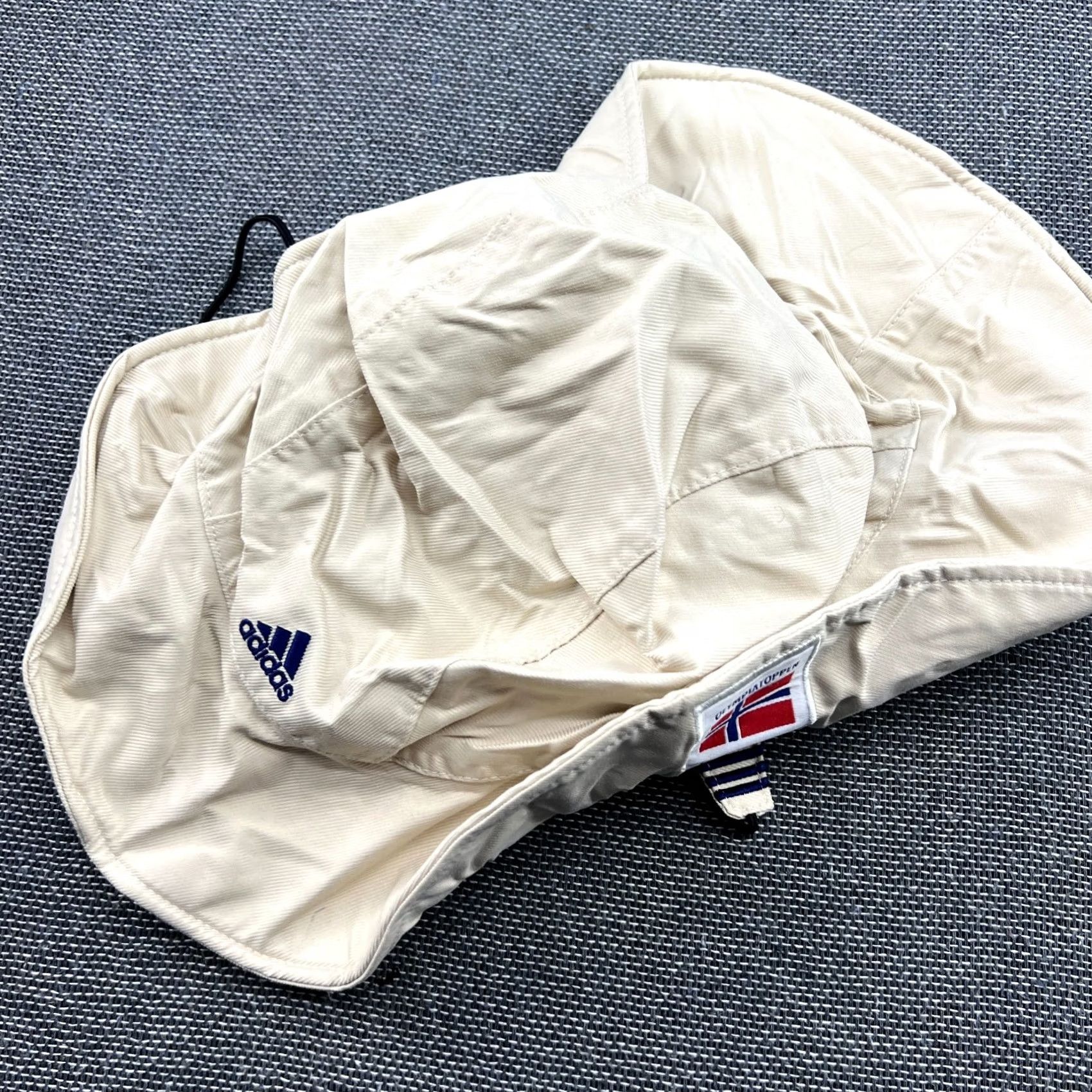 Adidas VINTAGE adidas Sydney 2000 Olympic Team Norway Team Hat Sz L Bucket Safari Beige Unisex Adults Cotton Canvas Size ONE SIZE - 2 Thumbnail