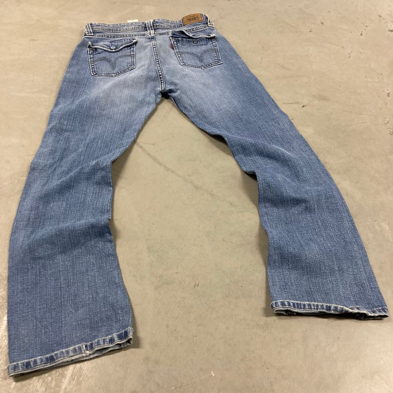 Levi's × Vintage Y2K Levi's Cargo bootcut Jeans 31x29 Size US 31 - 2 Thumbnail