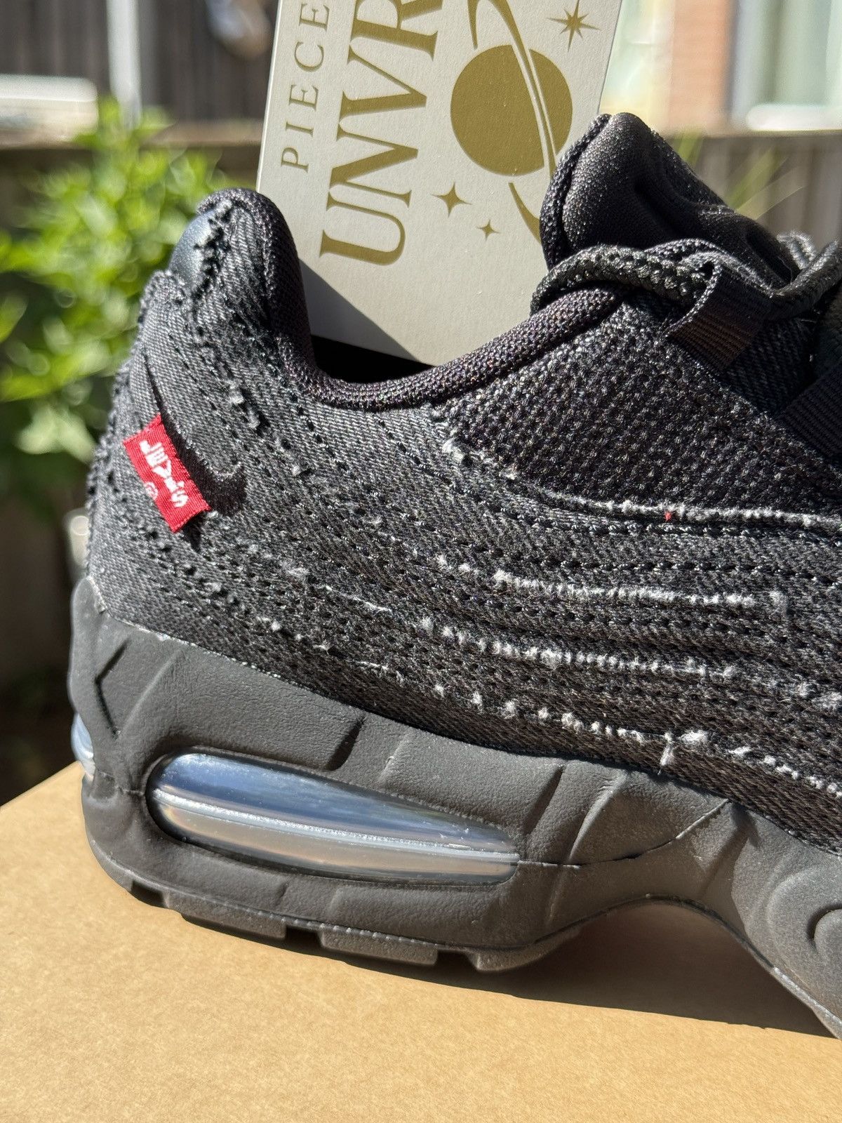Levi's × Nike Nike x Levi’s Air max 95 OG “ Black “ Size US 7 / EU 40 - 4 Thumbnail