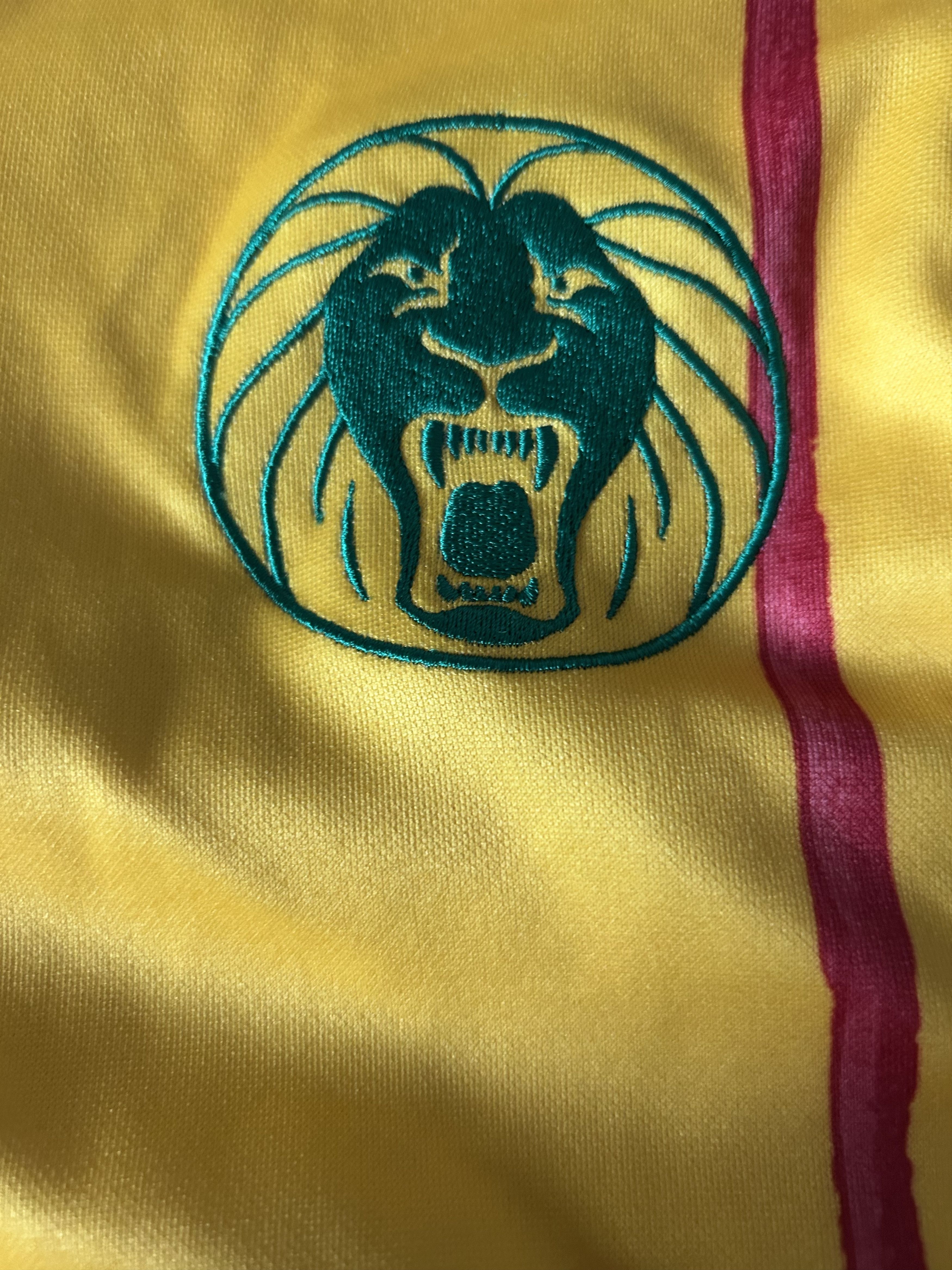 Puma Rare CAMEROON - 2010 - Away - Puma - L - UNIQUE Size US L / EU 52-54 / 3 - 4 Thumbnail