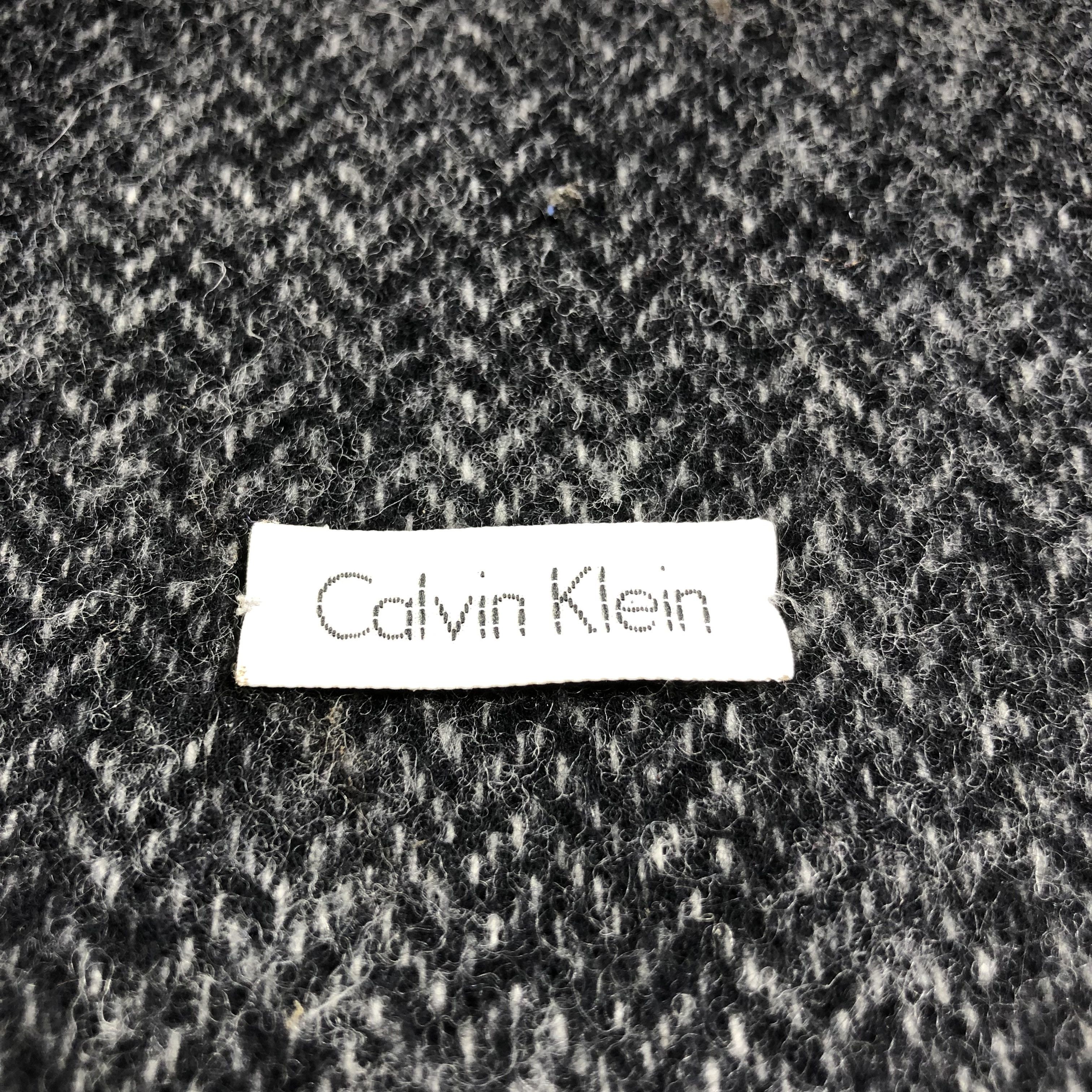 Calvin Klein Calvin Klein Wool Scarf Muffler V1380 Size ONE SIZE - 6 Thumbnail