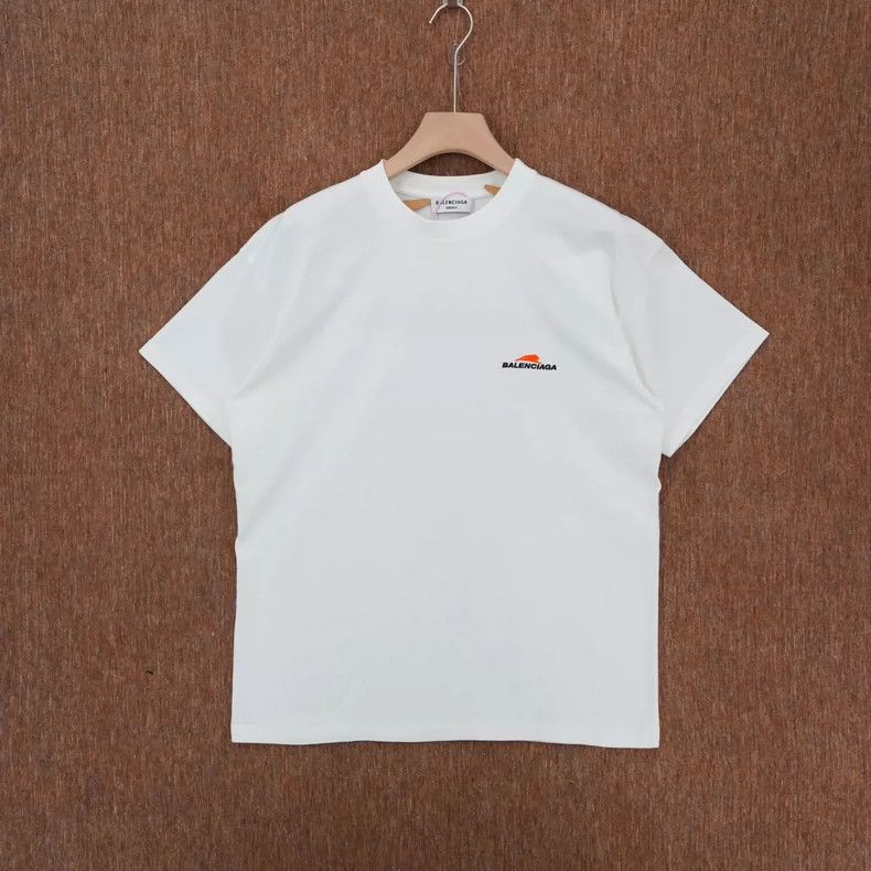 Balenciaga Balenciaga Year of the Tiger Limited Short Sleeve Size US M / EU 48-50 / 2 - 1 Thumbnail