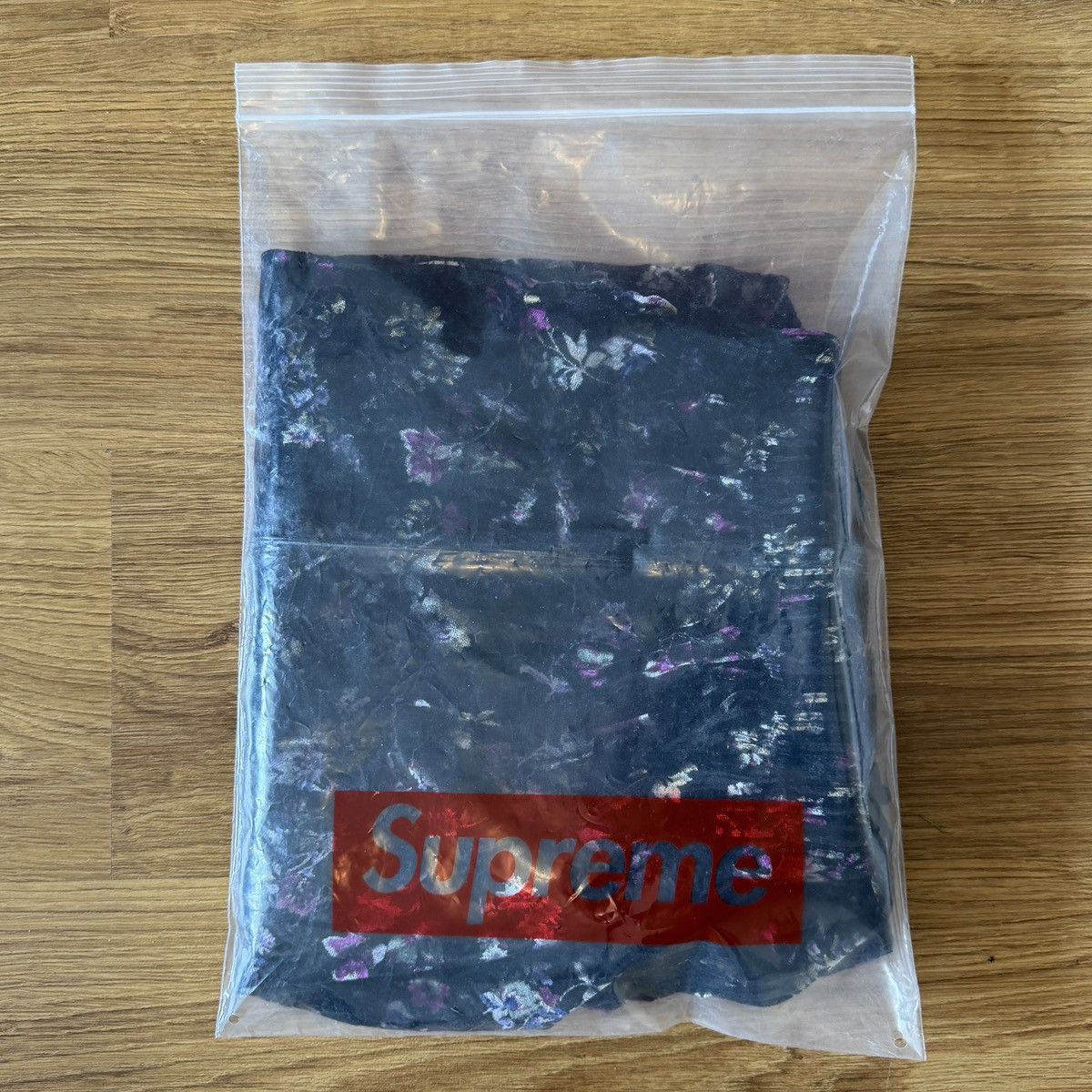 Supreme Supreme Floral Velour Shorts Size Large Size US 35 - 11 Thumbnail