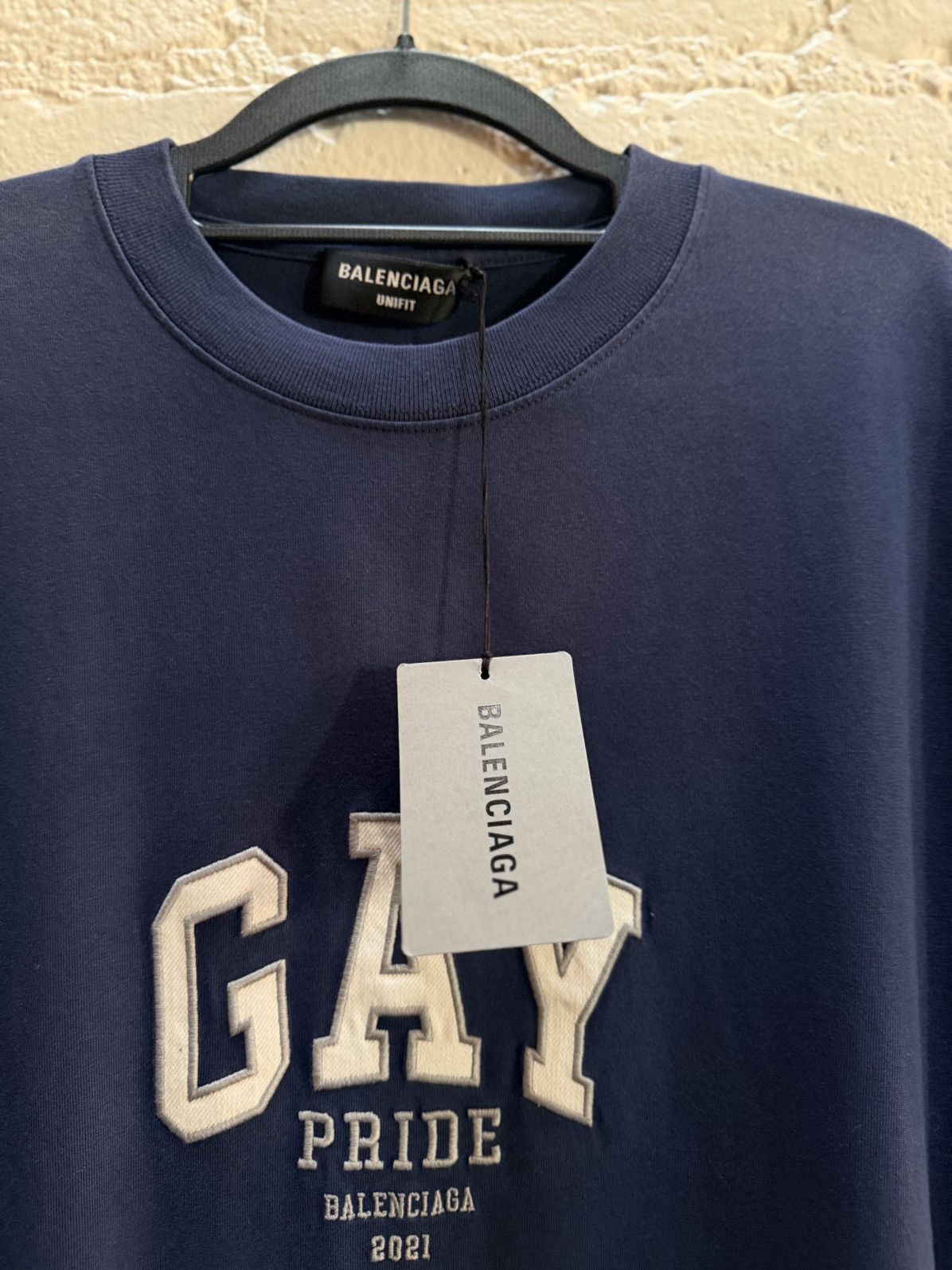 Balenciaga SS22 Gay Pride Tee Size US S / EU 44-46 / 1 - 5 Thumbnail