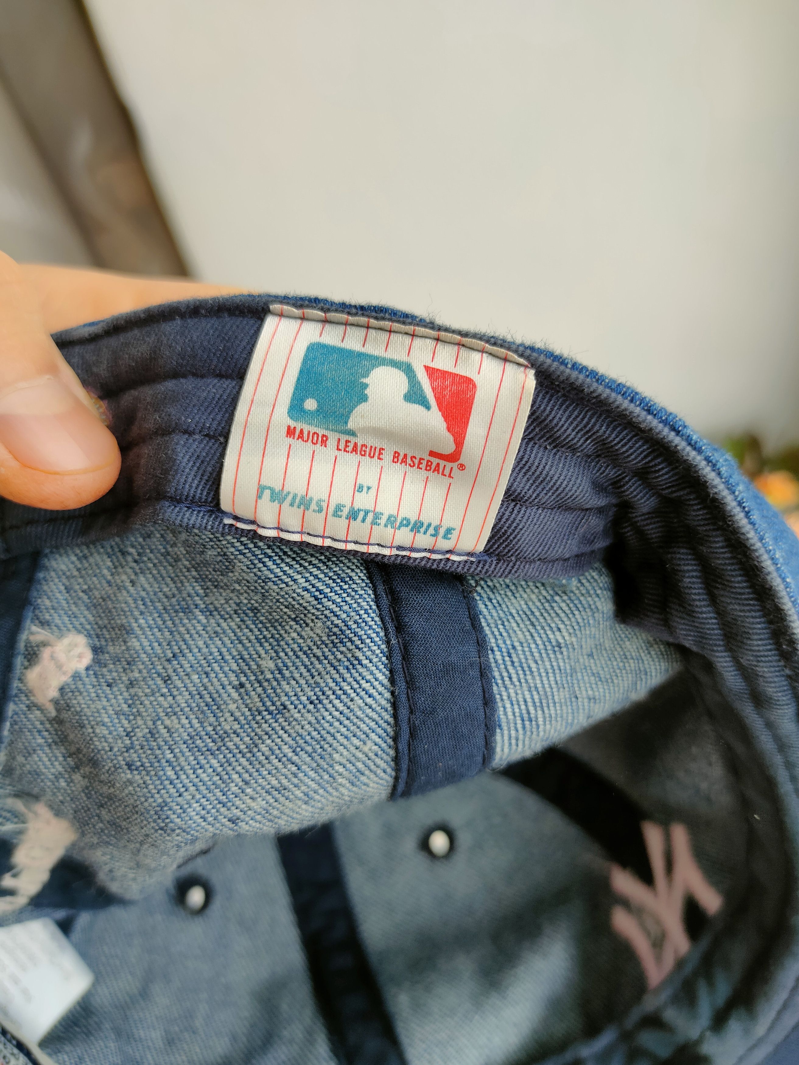 MLB × Twins Enterprise Inc. Vintage NY Yankees MLB Denim with Pink Logo Cap Unisex Size ONE SIZE - 6 Thumbnail