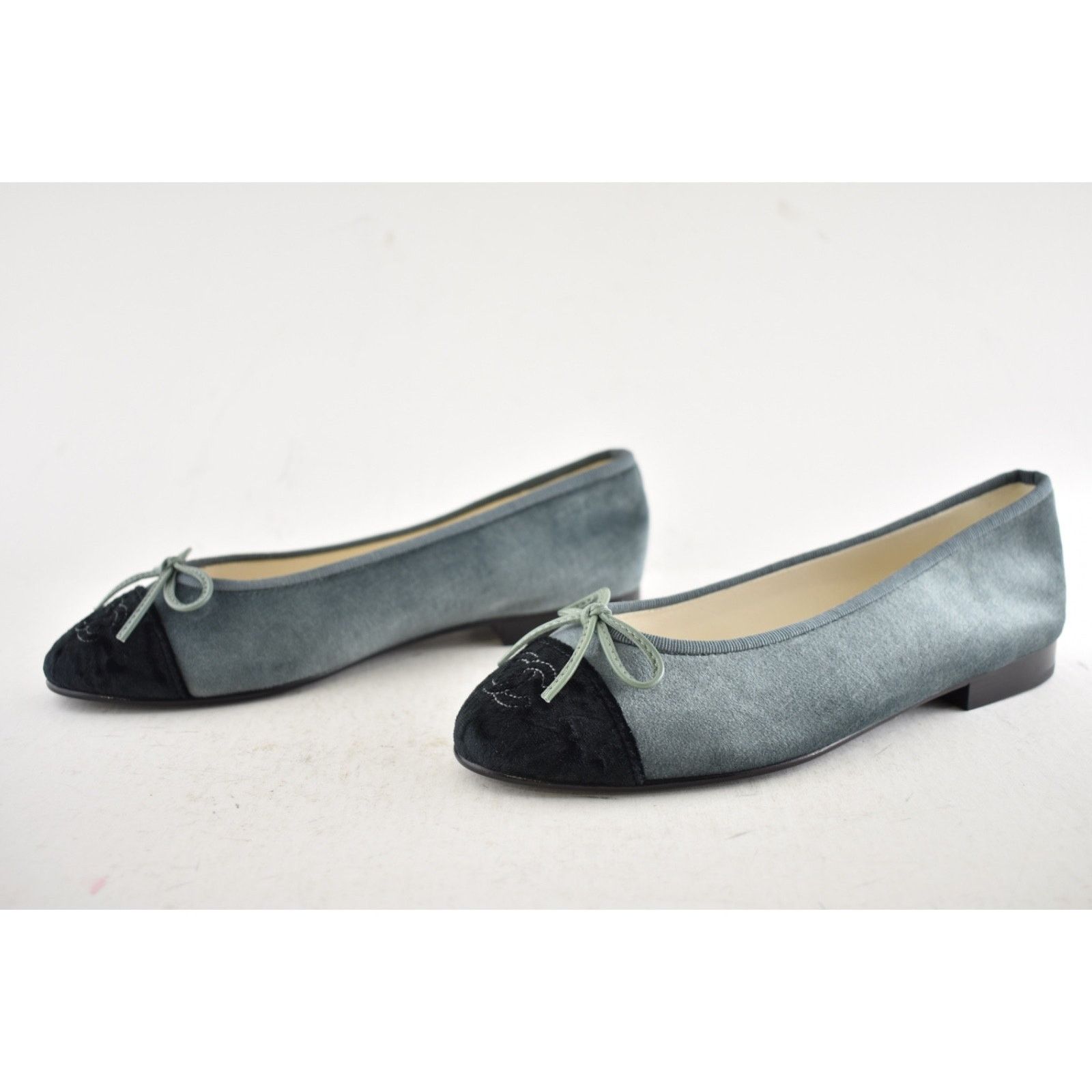 Chanel Chanel 24A Green Black Velvet CC Logo Ballet Flat 36 Size US 6 / IT 36 - 16 Thumbnail