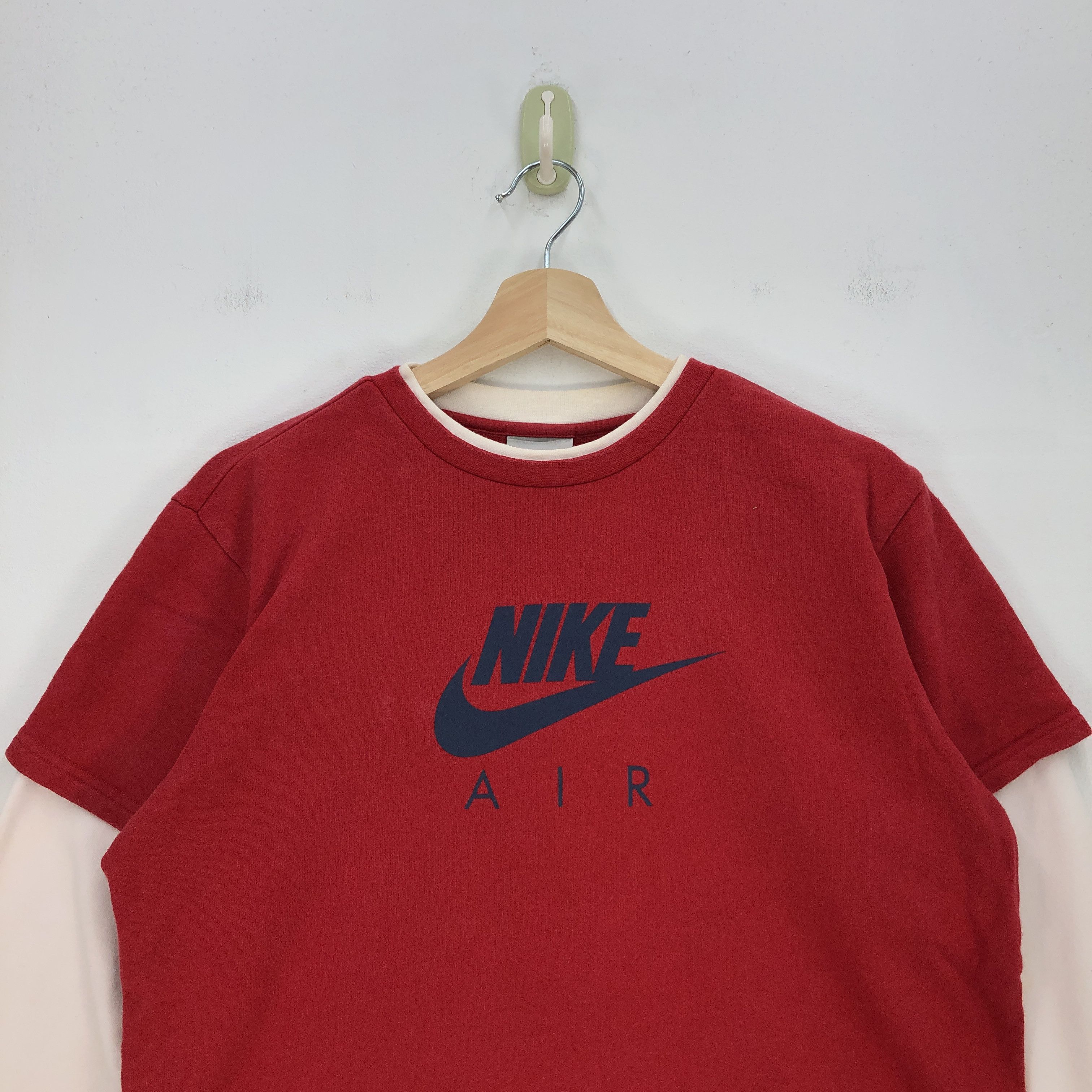 Nike Vintage Nike T Shirt Nike Swoosh Tees Nike ACG Tees Size US L / EU 52-54 / 3 - 3 Thumbnail