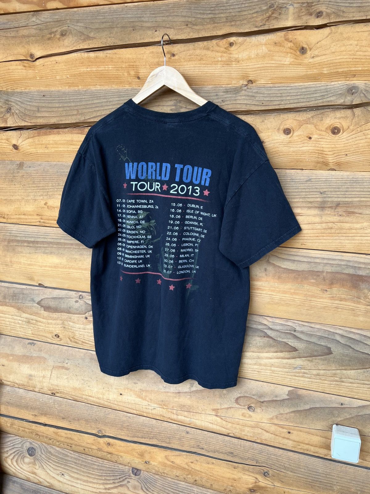 Band Tees 2013 VINTAGE BON JOVI CAUSE WE CAN WORLD ROUR BAND T SHIRT Size US L / EU 52-54 / 3 - 2 Thumbnail