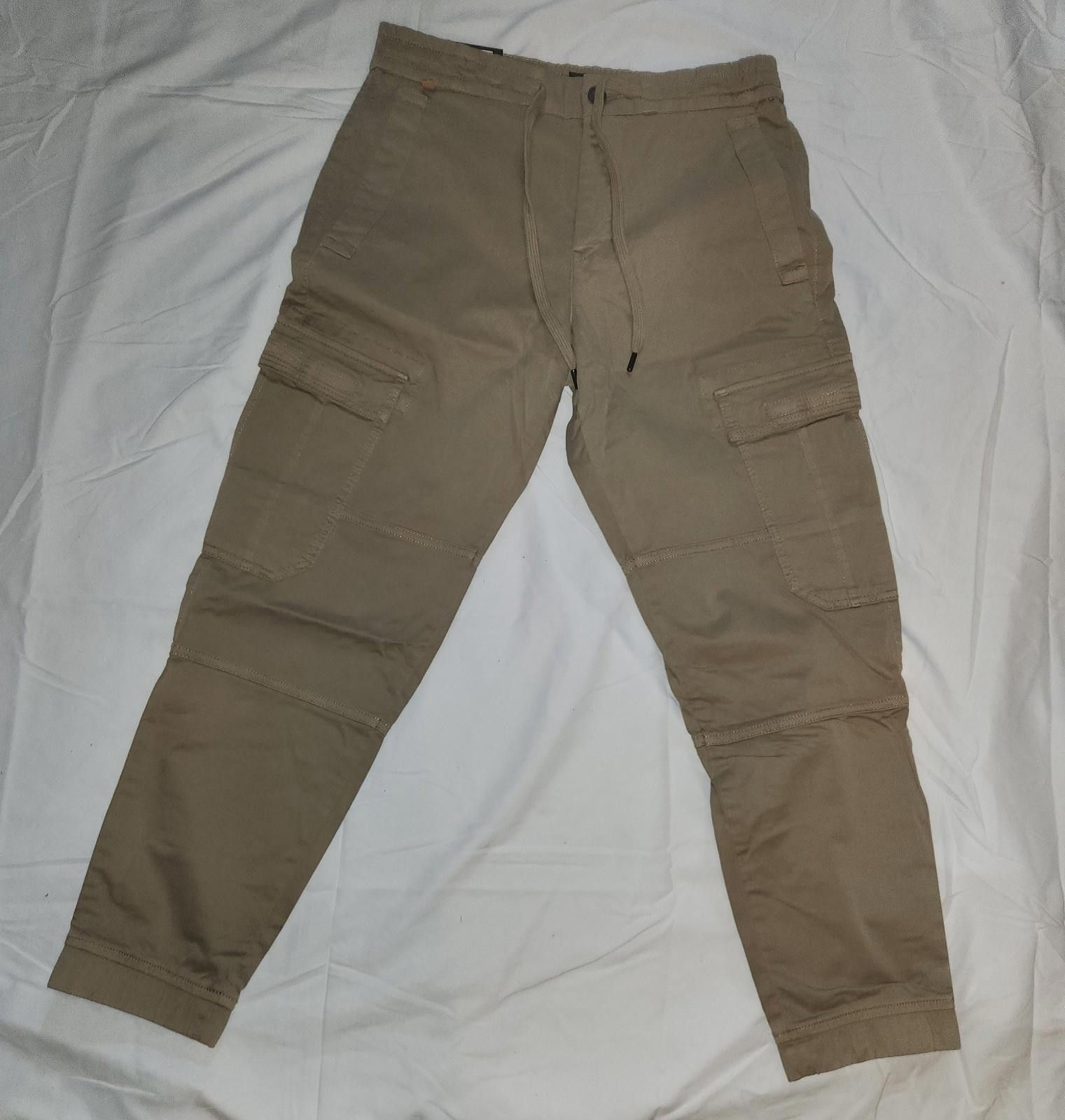 Hugo Boss Hugo Boss Men’s Vintage Cargo Pants Straight Leg Size US 28 / EU 44 - 1 Thumbnail