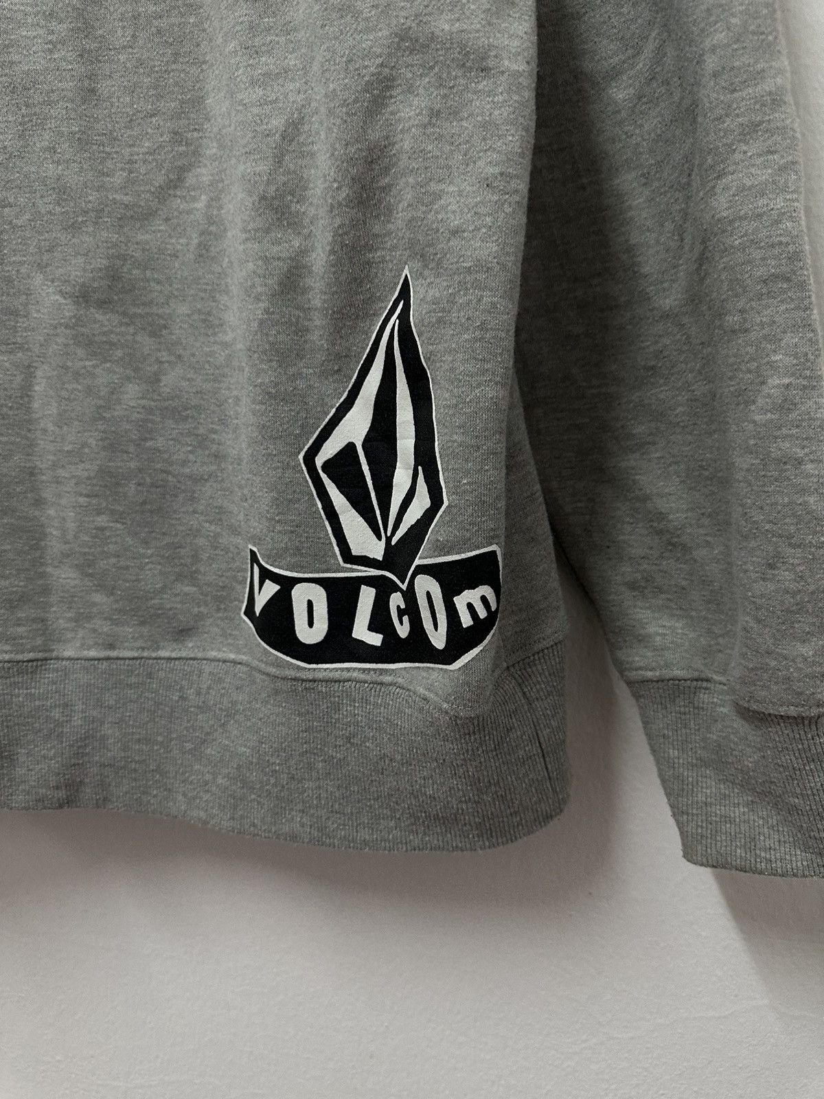 Japanese Brand × Vintage × Volcom Vintage Volcom Don’t Be Like Hamburger Big Logo Hoodie Size US M / EU 48-50 / 2 - 16 Thumbnail