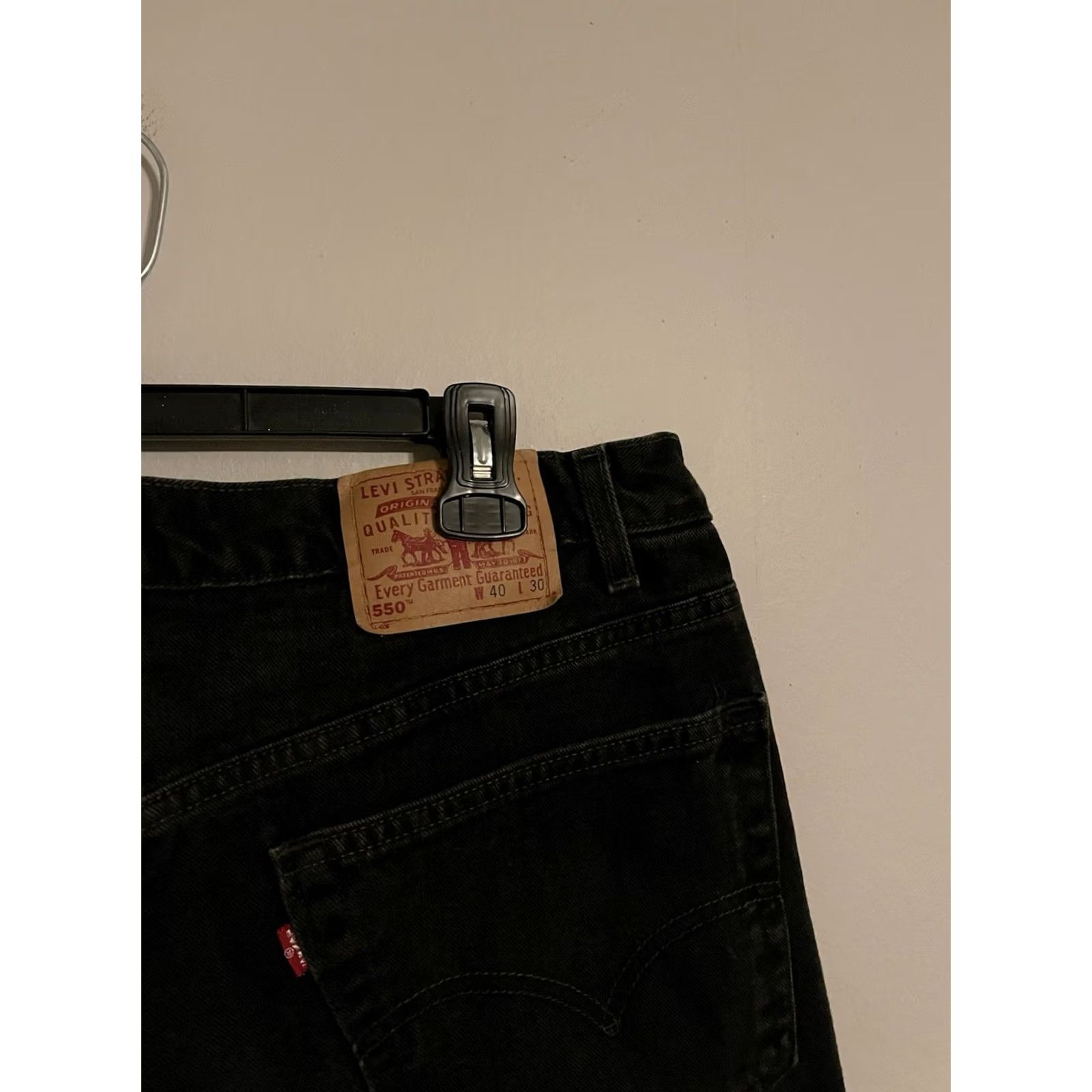Levi's VINTAGE Levi's 550 Jeans Relaxed Fit Denim Black 38x30 Men’s 5-Pocket USA - Levi's 500 Series Size US 38 / EU 54 - 2 Thumbnail