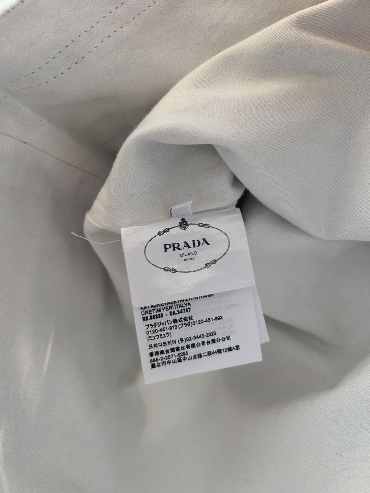 Prada PRADA Poloshirt, new with tag Size M / US 6-8 / IT 42-44 - 5 Thumbnail