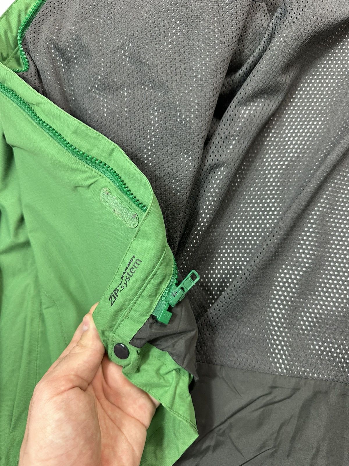 Mammut Mammut Dry Tech Jacket Hooded Men's L Green Size US L / EU 52-54 / 3 - 12 Thumbnail