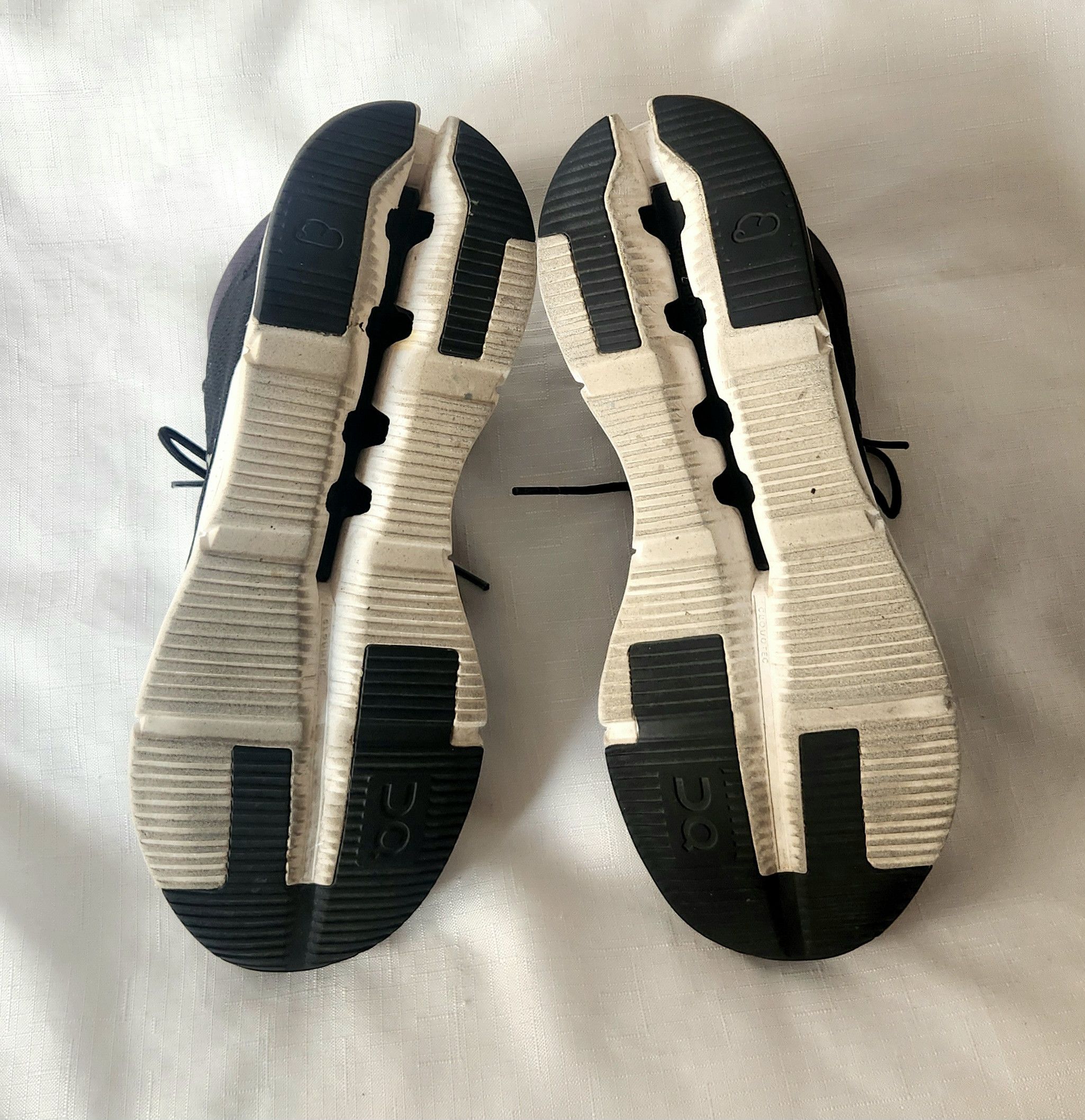 On On Cloudnova Running Shoes Black Gray and white Size 12.5 Size US 12.5 / EU 45-46 - 8 Thumbnail
