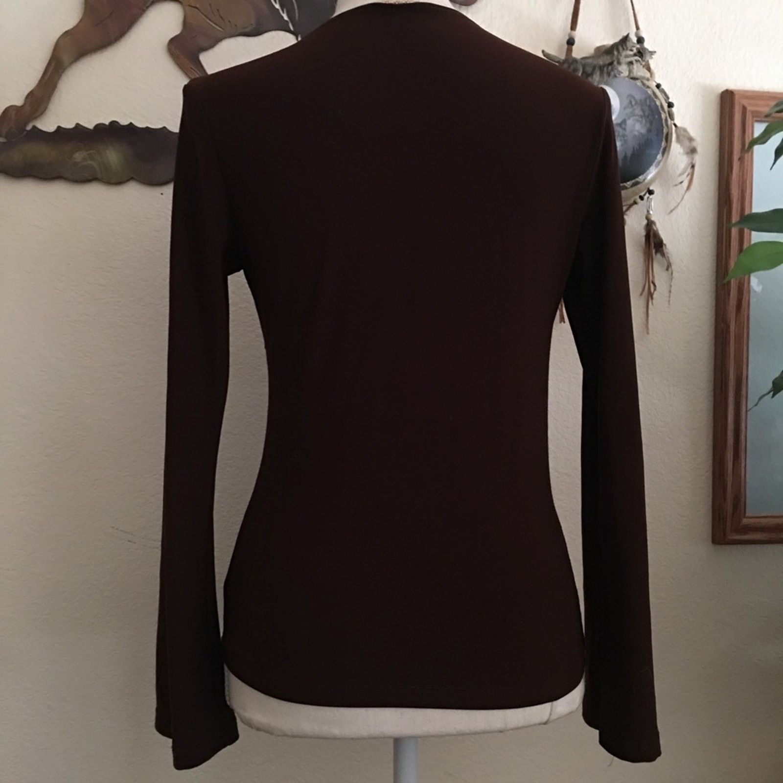 Other Nexxen 9 brown long sleeve v neck top EUC S Size S / US 4 / IT 40 - 4 Thumbnail