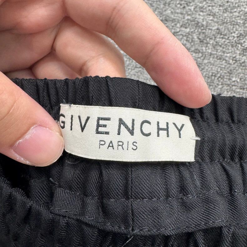 Givenchy Givenchy Black Wool Casual Pants Size US 40 / EU 56 - 2 Thumbnail