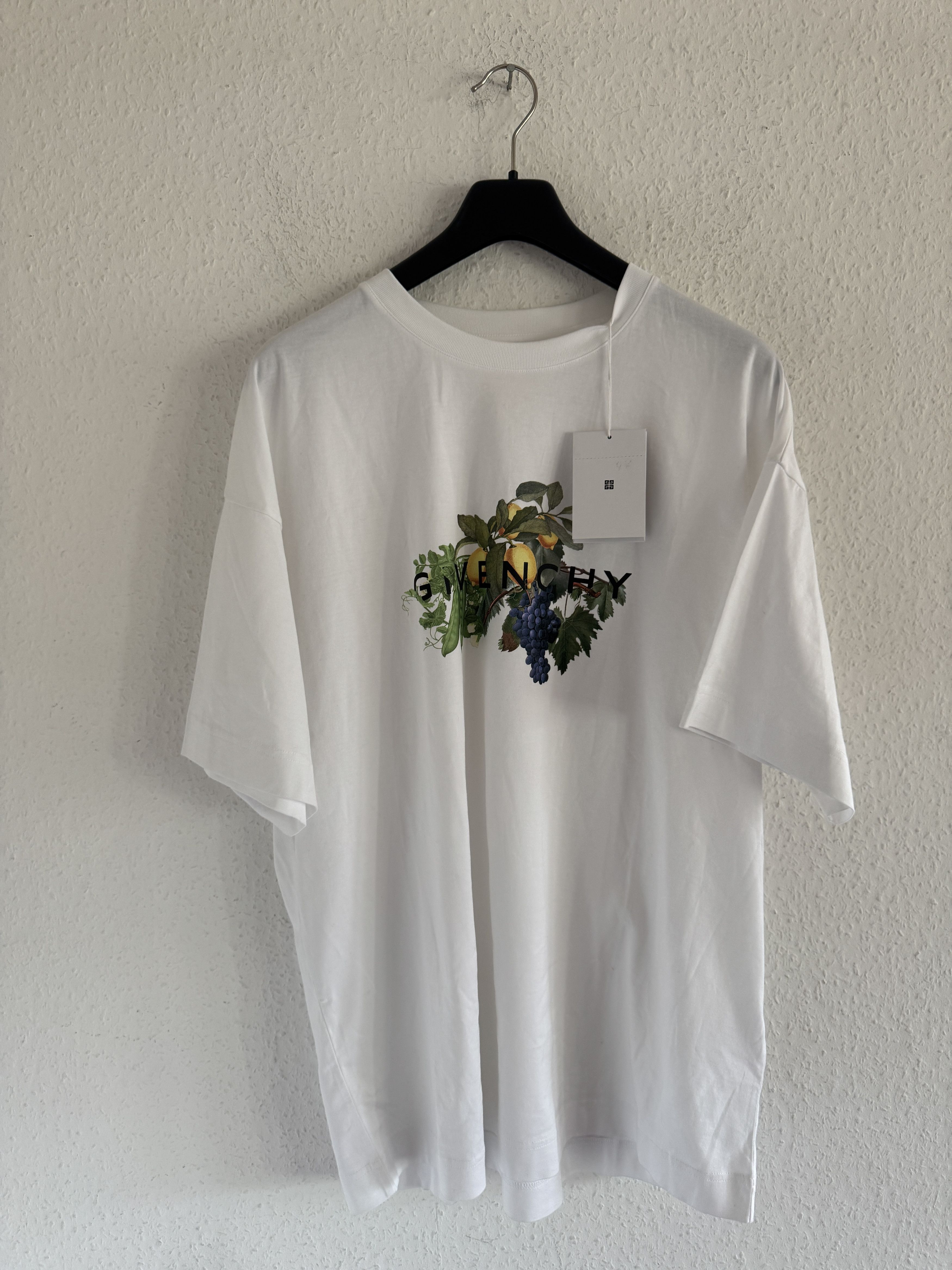 Givenchy Floral Graphic Logo T-Shirt Size US XL / EU 56 / 4 - 1 Thumbnail