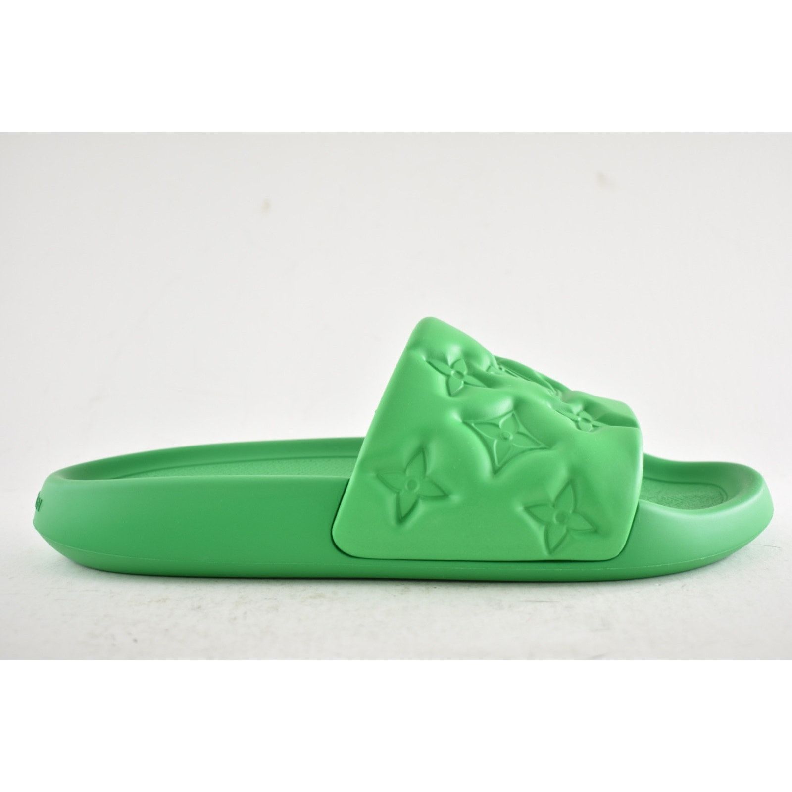 Louis Vuitton Louis Vuitton Waterfront Mule Slide Sandal UK 9 US 10 11 Size US 10 / EU 43 - 2 Thumbnail
