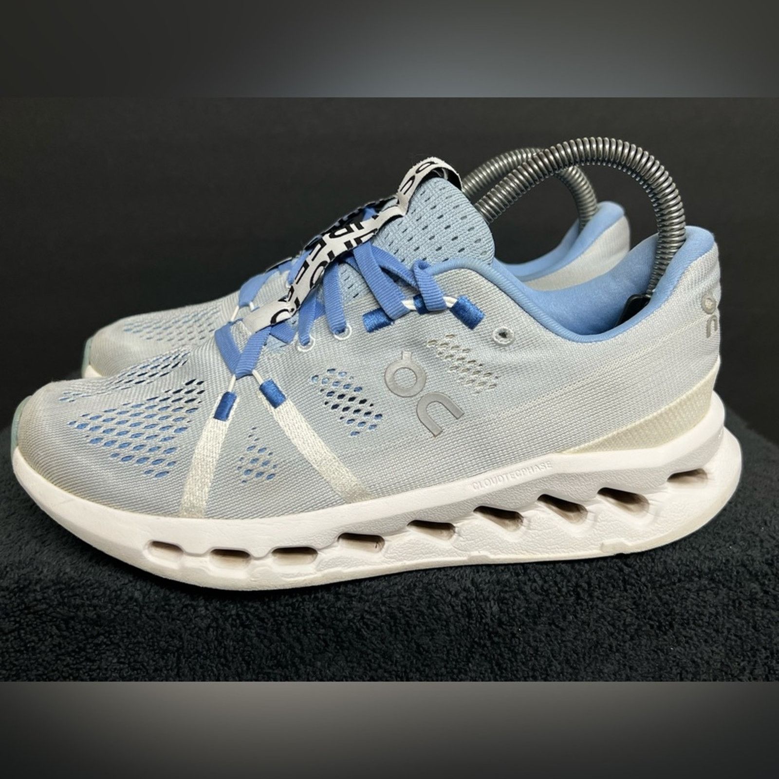 On Women’s On Cloud Surfer Athleisure Running Shoes Size 7.5 Size US 7.5 / IT 37.5 - 1 Thumbnail