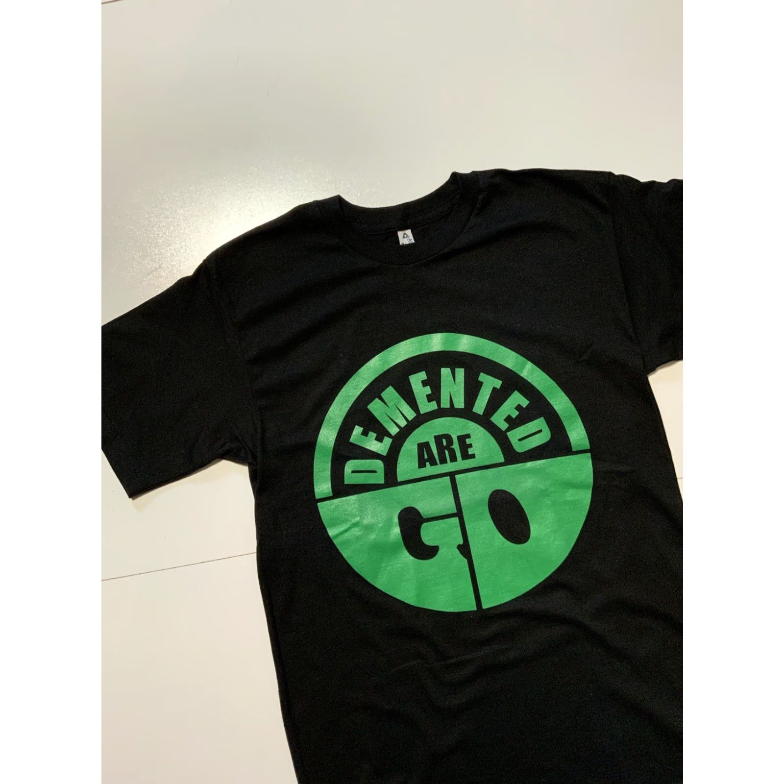 Vintage Demented Are Go DAG Psychobilly Punk Rock Band Graphic Black S/S T-Shirt Sz. S Men Shirt Activewear Alstyle Brand Size US S / EU 44-46 / 1 - 3 Thumbnail