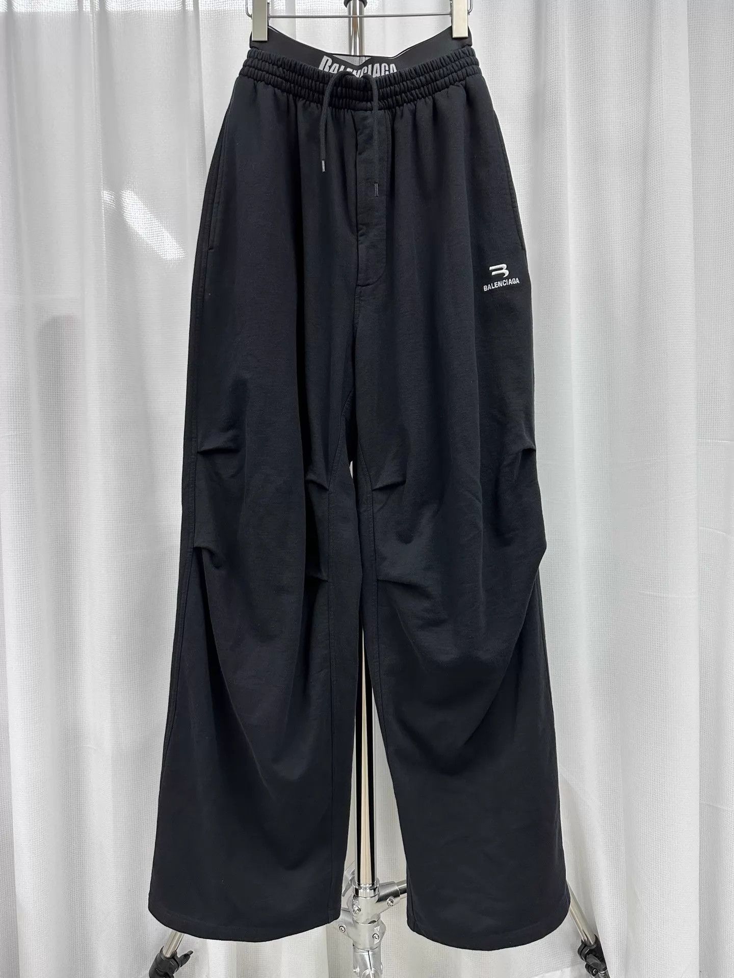 Balenciaga Balenciaga Sporty B Double Waist Wide Leg Track Pants S Size US 29 - 1 Thumbnail
