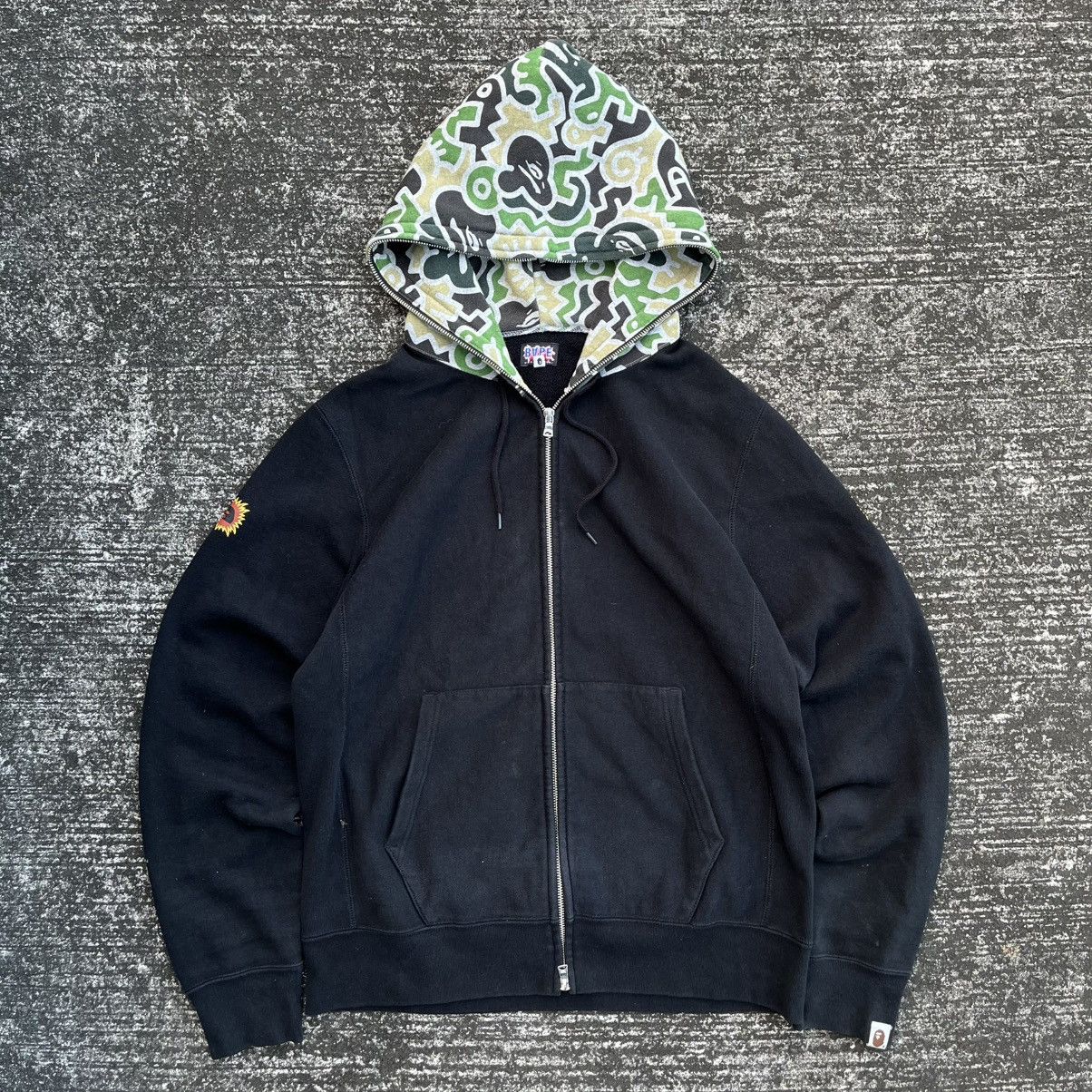 Bape A Bathing Ape Early 2000s Graphic Hood Camo full Zip Hoodie Size US L / EU 52-54 / 3 - 1 Thumbnail