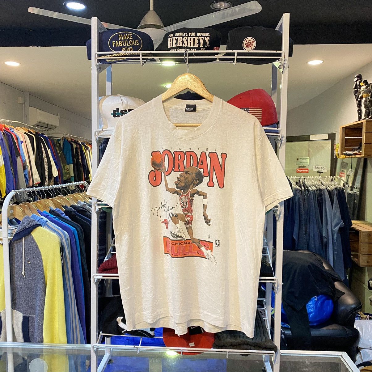 NBA Vintage 80s Michael Jordan Chicago Bulls Screen Stars Shirt Size US L / EU 52-54 / 3 - 1 Thumbnail