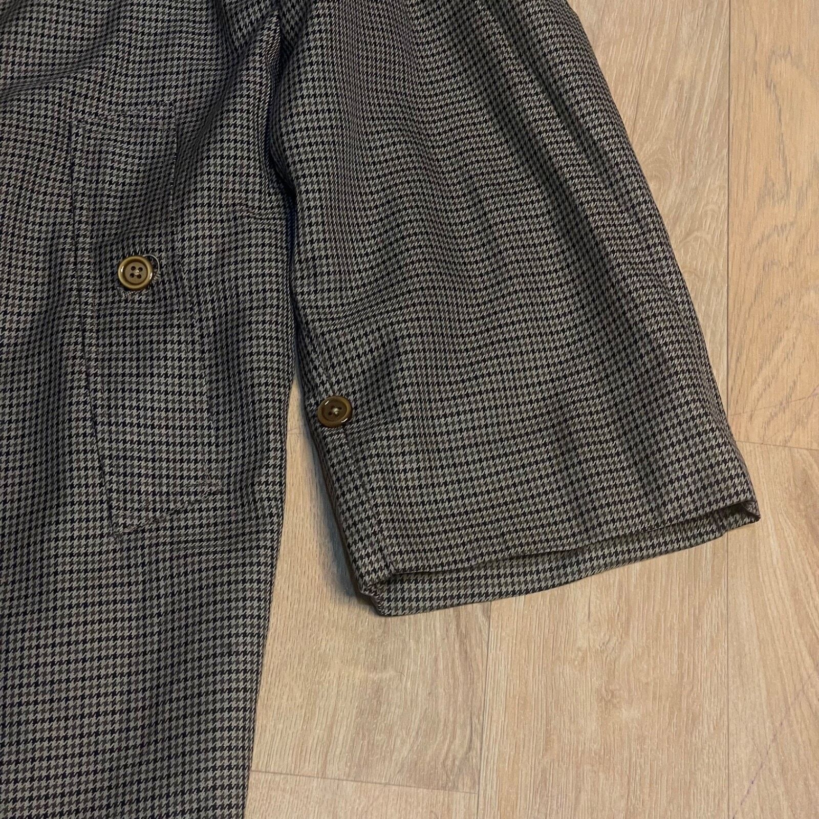 Burberry burberry Prince of Wales tweed Trench Coat VIRGIN Wool Size US L / EU 52-54 / 3 - 8 Thumbnail