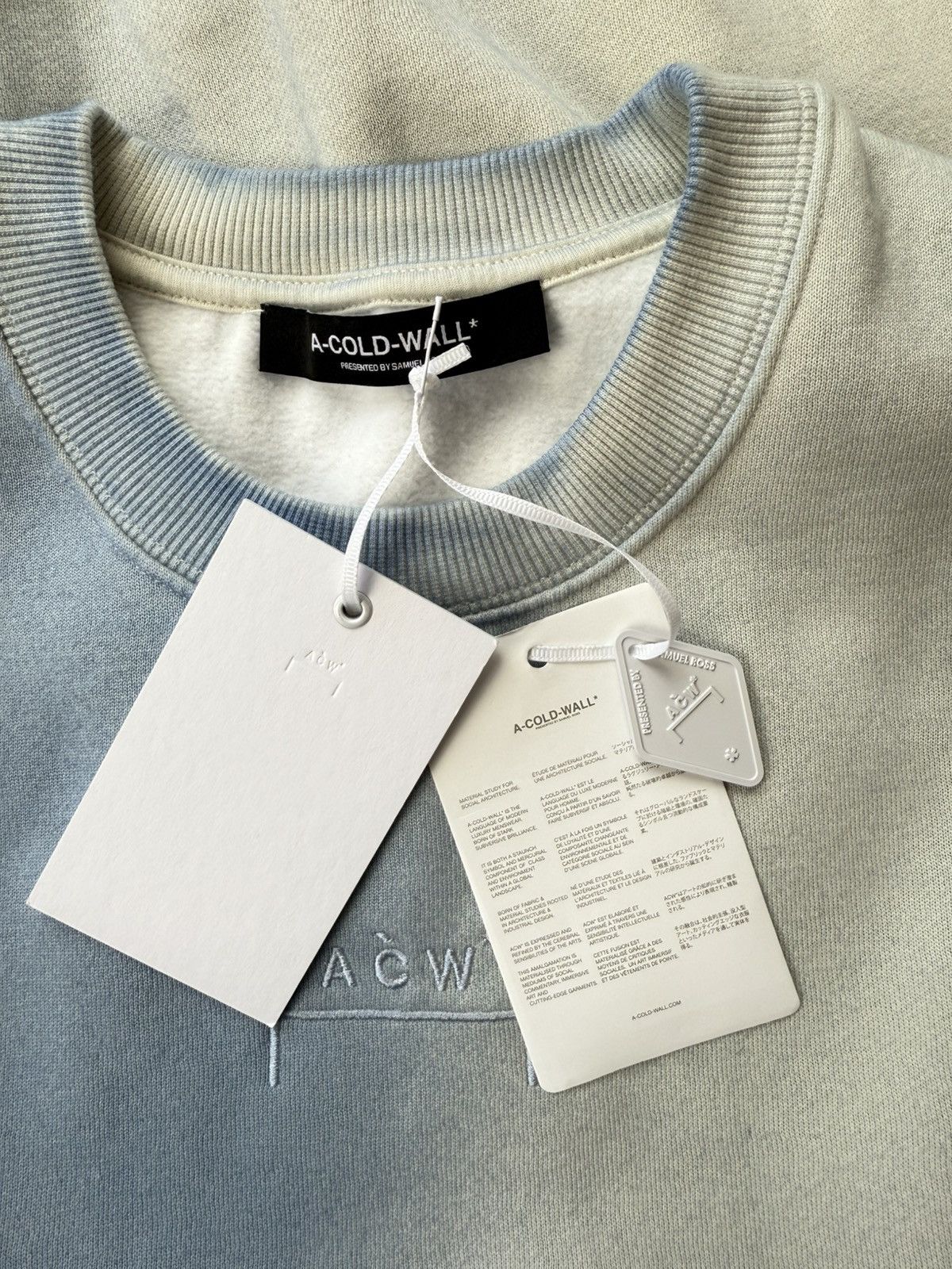 A-COLD-WALL* A-COLD-WALL* Blue Gradient Sweatshirt Size US S / EU 44-46 / 1 - 7 Thumbnail
