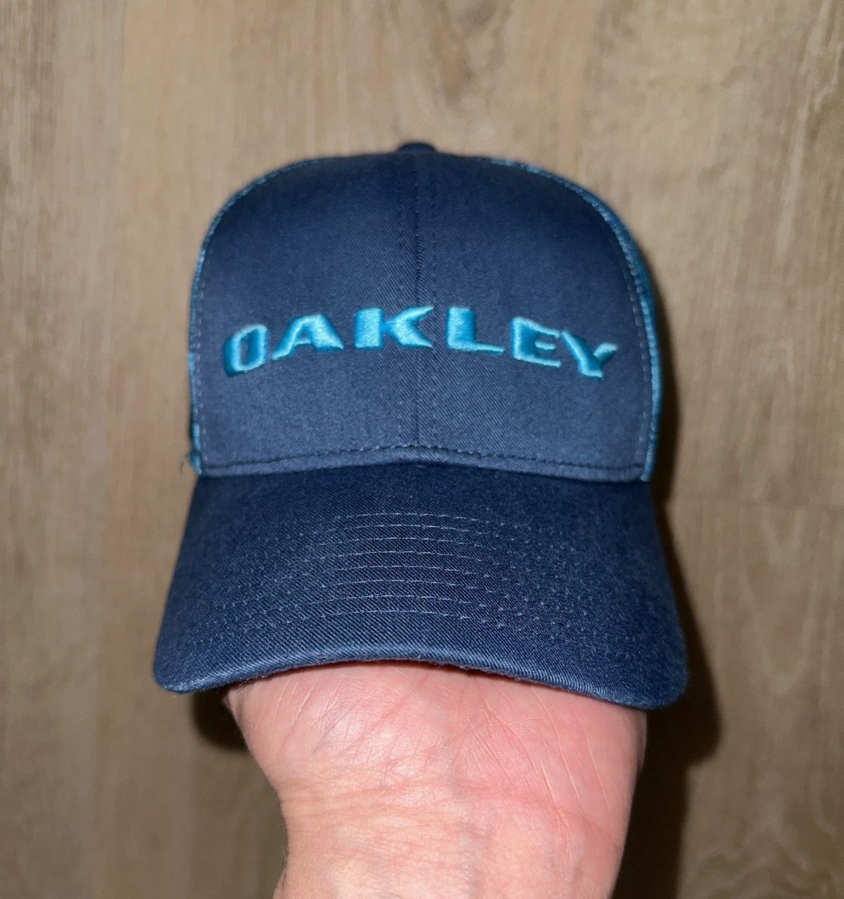 Oakley Oakley Blue Camo SnapBack Hat Size ONE SIZE - 1 Thumbnail