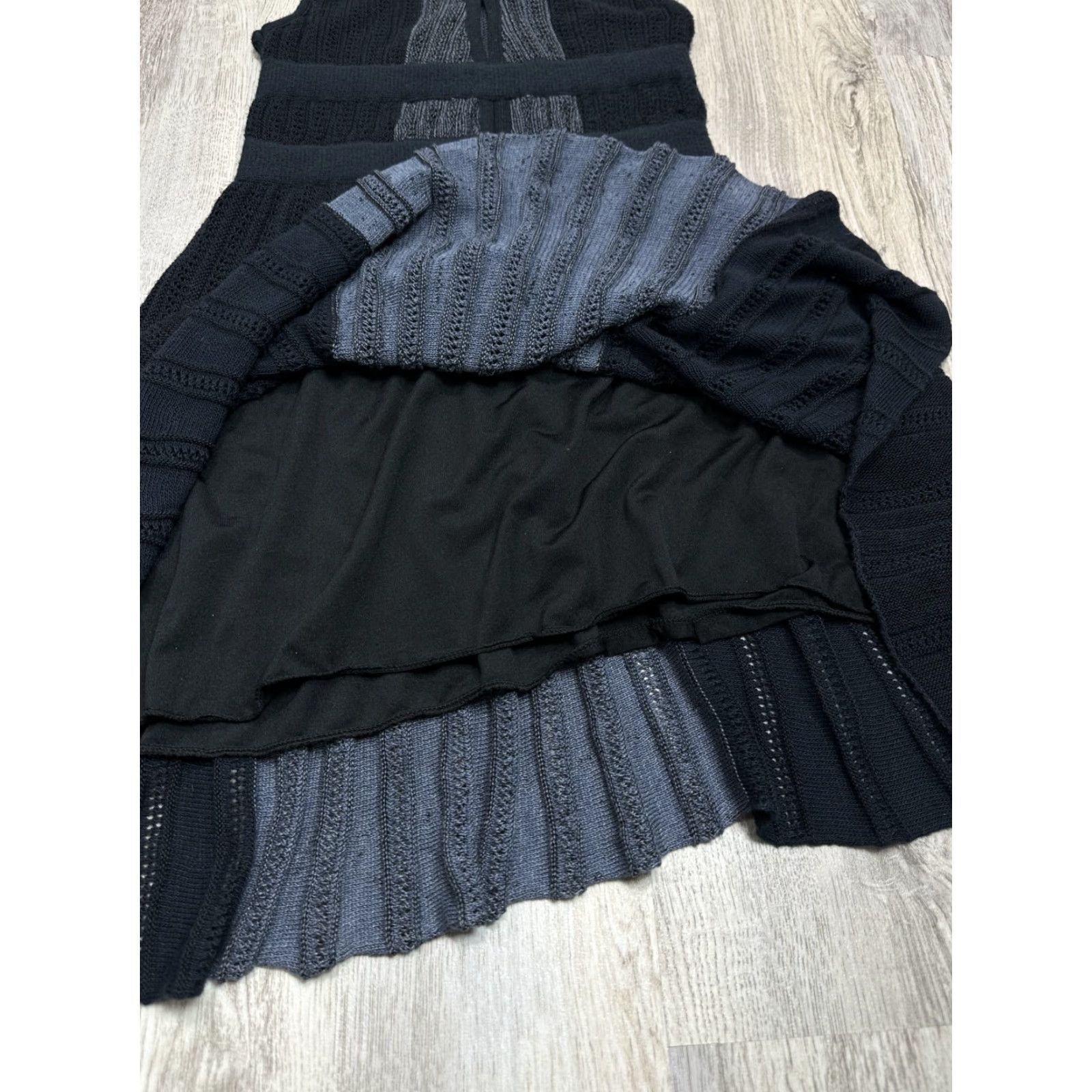 Vintage John John Black Gray Tricot Dress Fit & Flare Sleeveless Deep V-Neck Lined Sz S Womens Party/Cocktail Casual Size S / US 4 / IT 40 - 7 Thumbnail