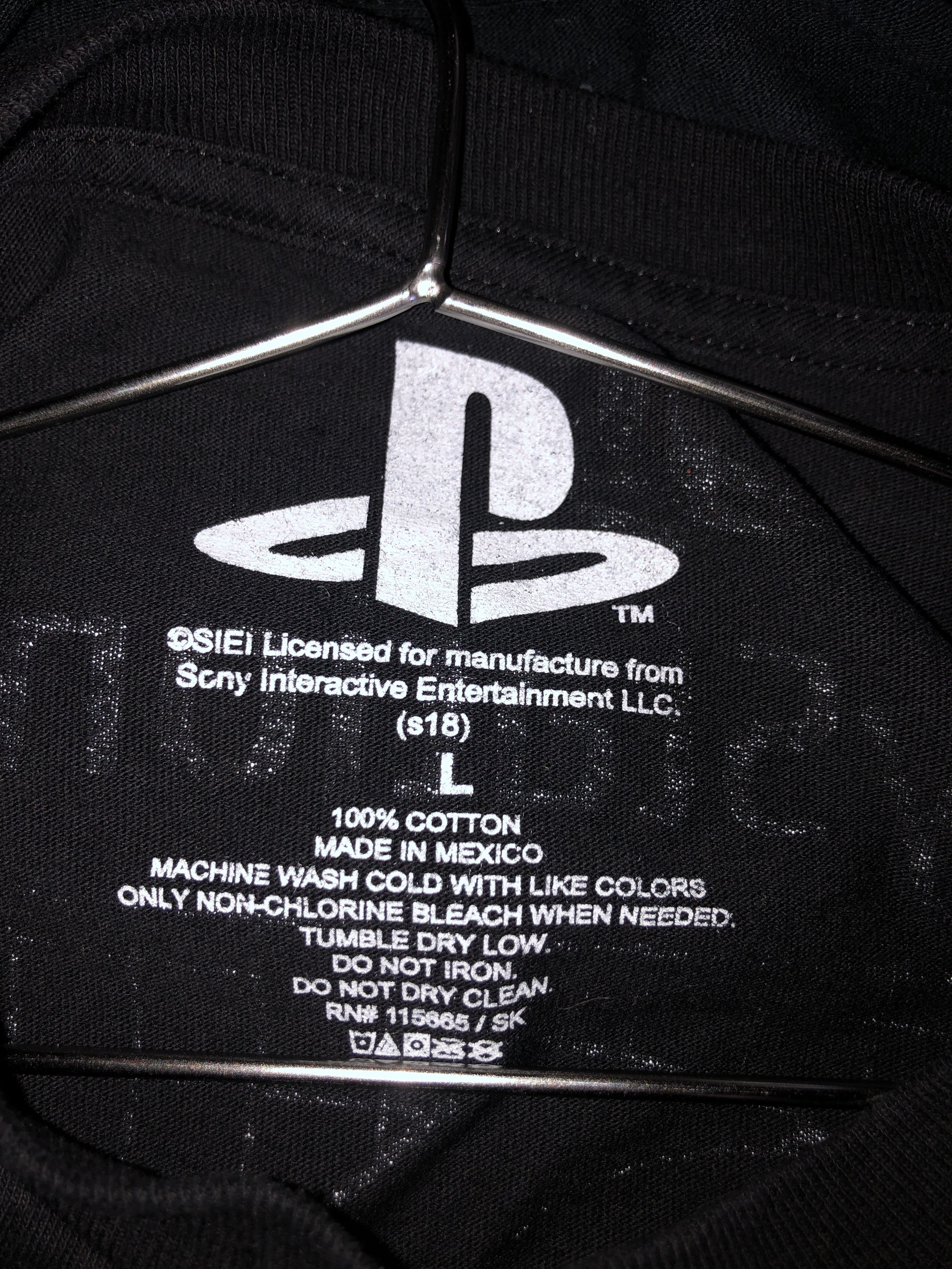 Other Longsleeve Playstation Crop Top Size US L / EU 52-54 / 3 - 4 Thumbnail