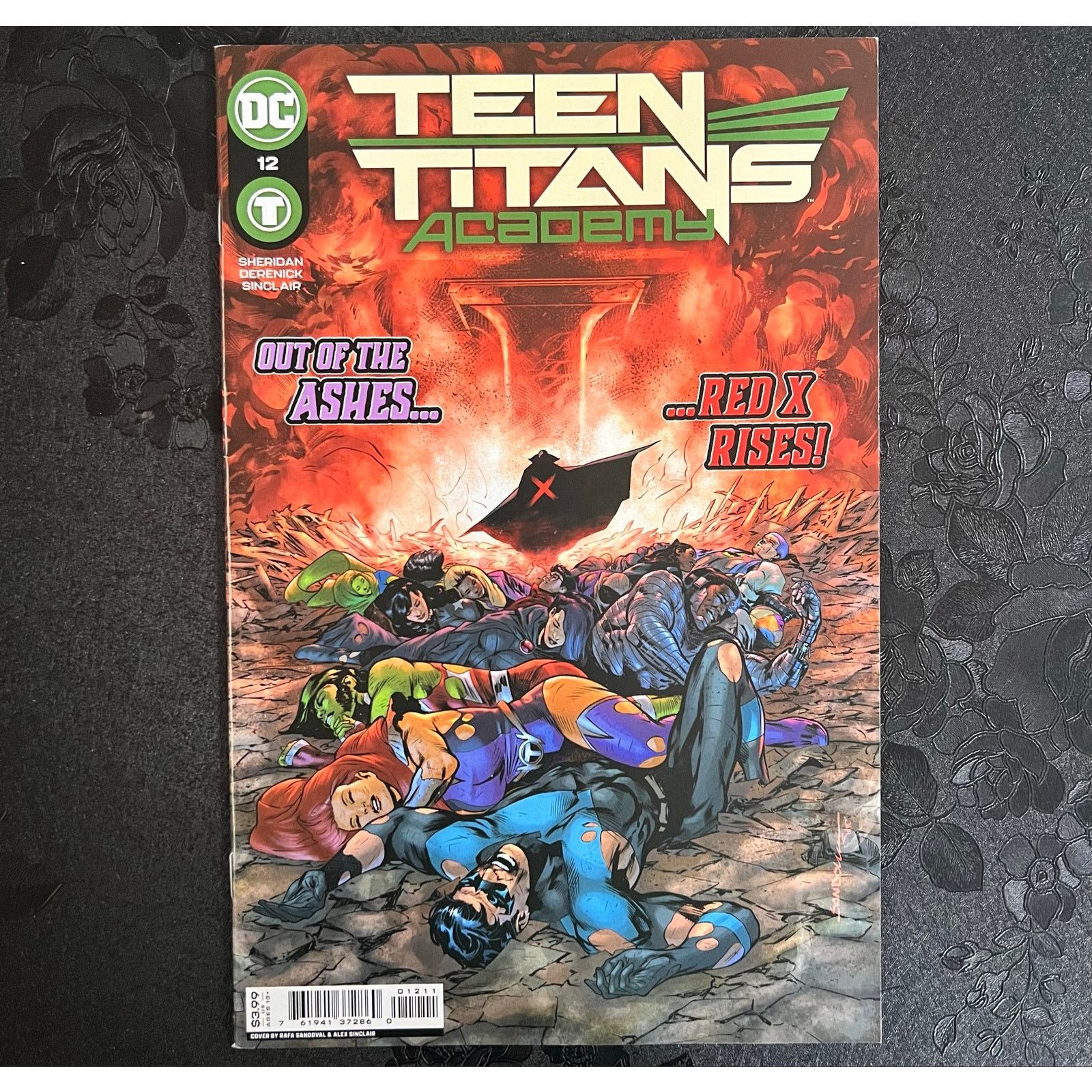 DC Comics Teen Titans Academy # 12 2022 DC Comics Size ONE SIZE - 1 Thumbnail