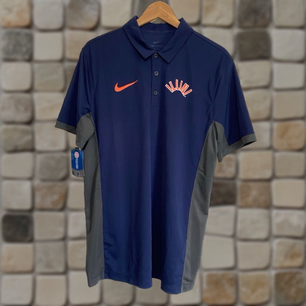 Nike NWT Nike Illinois Fighting Illini Vault Performance Polo Shirt M Shirt Mens Navy Dri-Fit Logo University Vault Polo Size US M / EU 48-50 / 2 - 1 Thumbnail