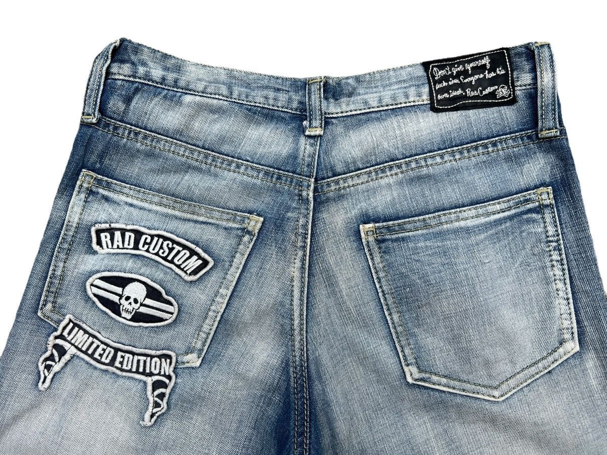 Japanese Brand RadCustom Limited Edition Skull Distressed Patch Jeans 28x31 Size 28" / US 6 / IT 42 - 7 Thumbnail