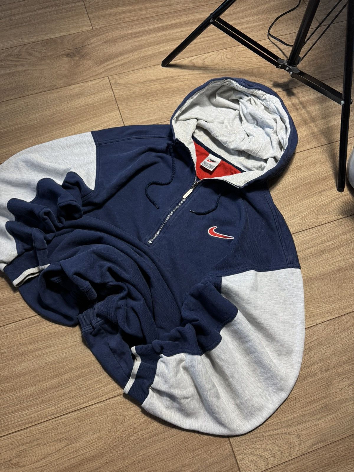 Nike Nike Big Swoosh Vintage Label y2k Streetwear Basic Hoodie Size US XL / EU 56 / 4 - 3 Thumbnail