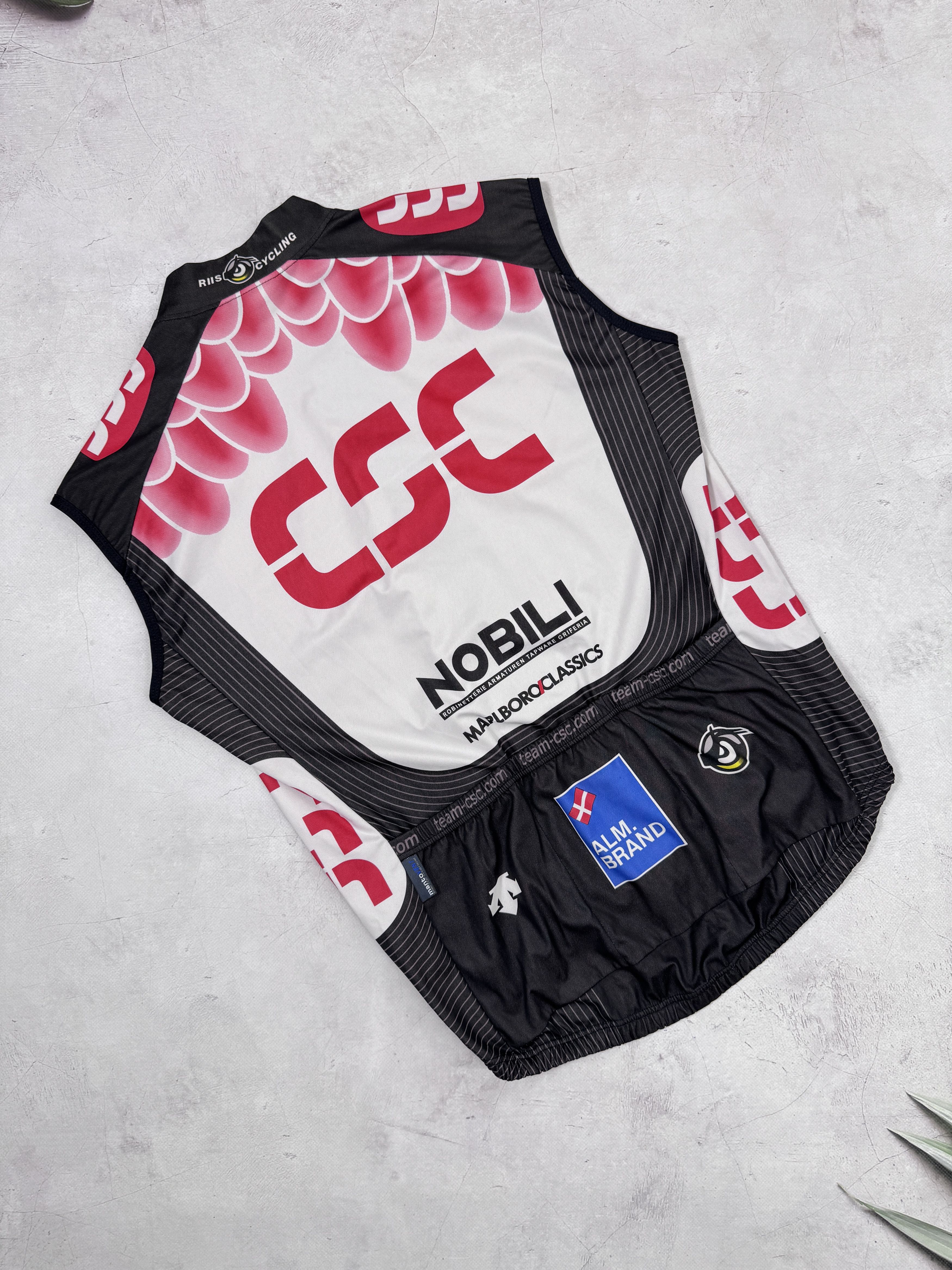 Sports Specialties Descente Team CSC Skoda Man Nobili Vest Cycling Jersey Size US M / EU 48-50 / 2 - 13 Thumbnail