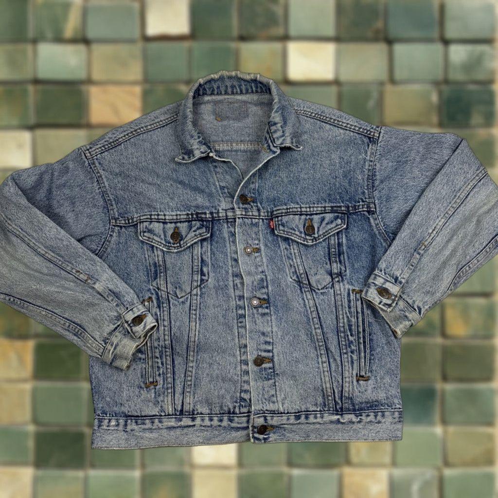 Levi's VINTAGE Levi's 90s Denim 527 Buttons Stamp Trucker Jacket Mens Medium Blue Denim Rockabilly USA Size US M / EU 48-50 / 2 - 1 Thumbnail