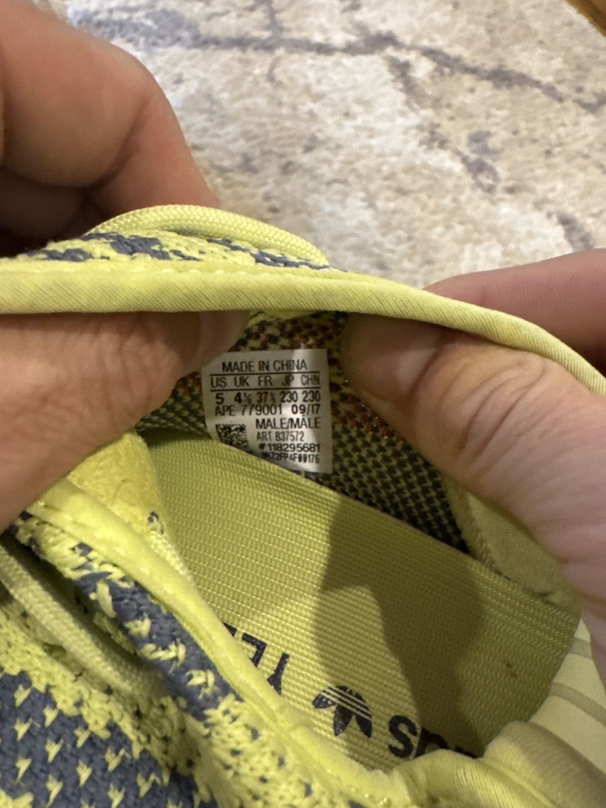 Adidas Yeezy Boost 350 V2 Semi Frozen Yellow Size US 5 / EU 37 - 8 Thumbnail