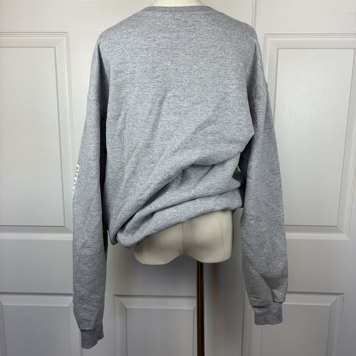 Disney Disney stitch and angel gray crewneck sweater Size L / US 10 / IT 46 - 3 Thumbnail
