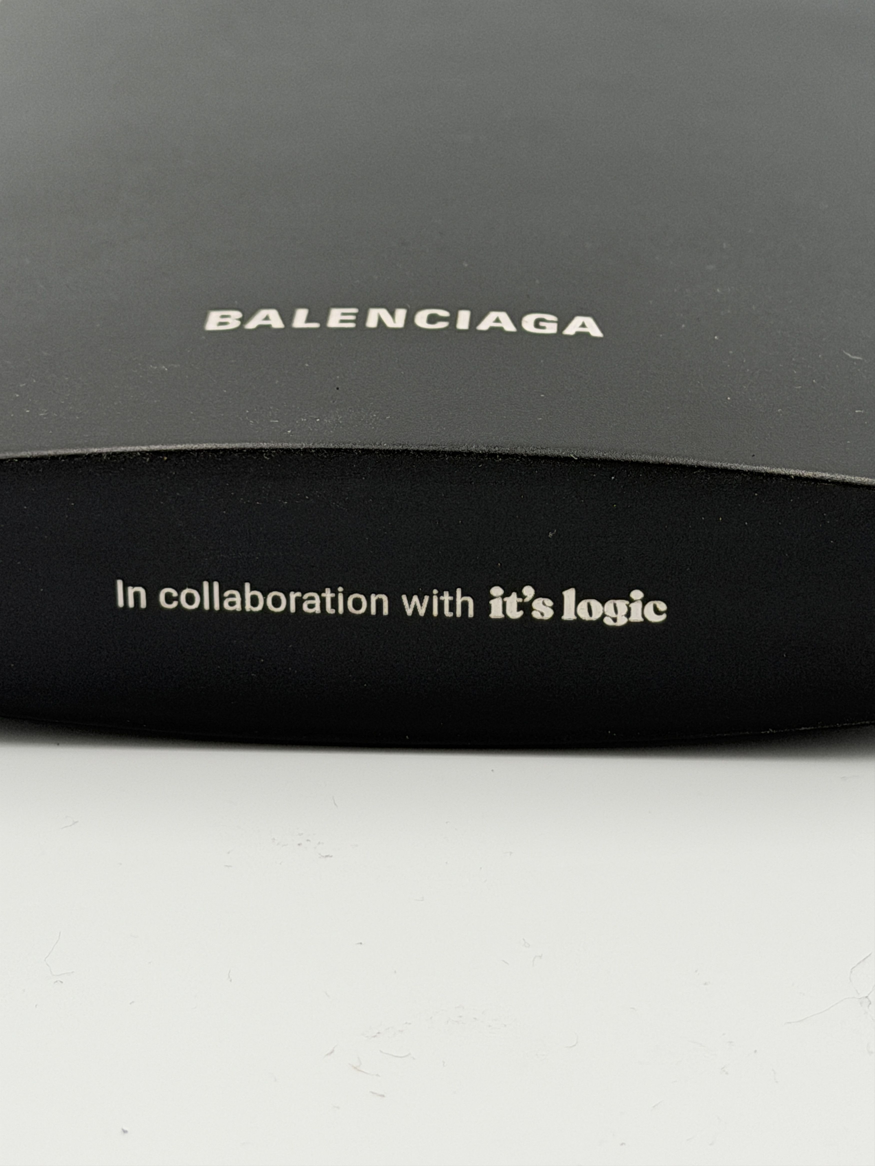 Balenciaga Balenciaga Large H2O Flask It's Logic Size ONE SIZE - 3 Thumbnail