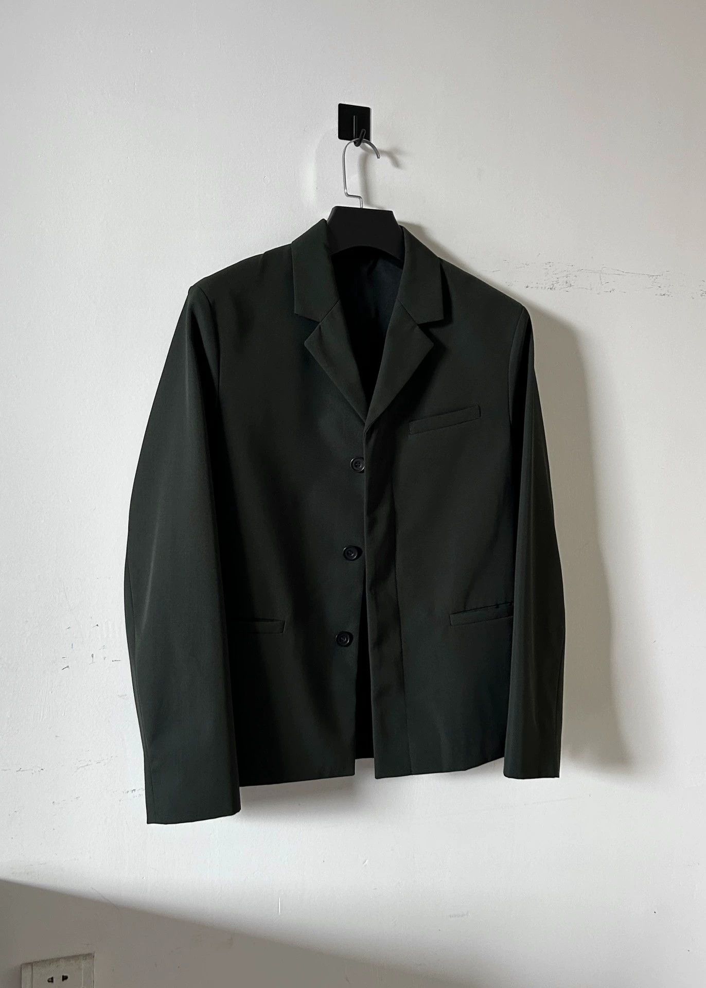 Cos COS S/S22 Wool Blend Suit Deep Green 175/88A Good Size 44R - 1 Thumbnail