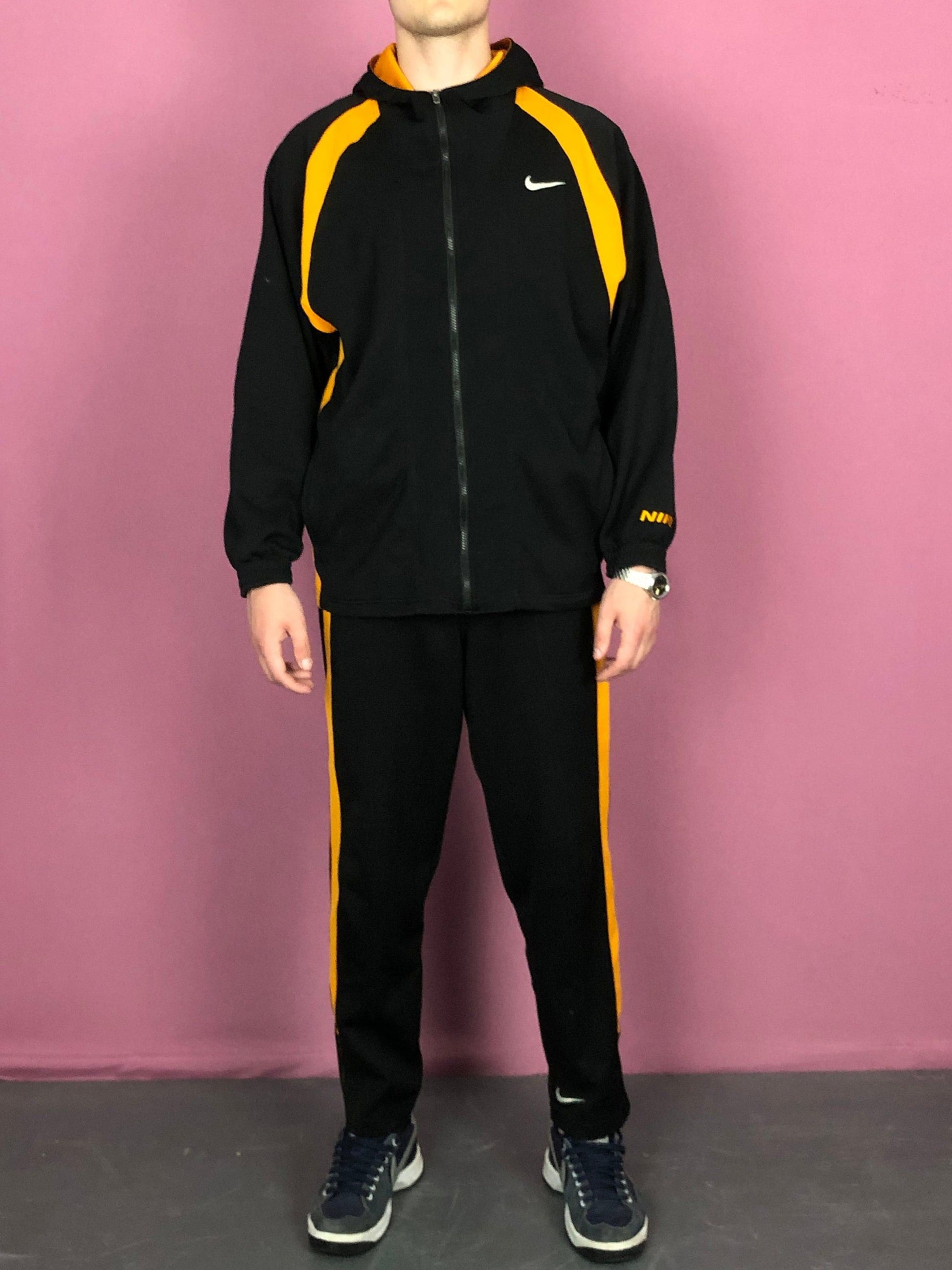 Designer Nike 90s Vintage Tracksuit – Men's M, Jacket & Pants Size US M / EU 48-50 / 2 - 3 Thumbnail