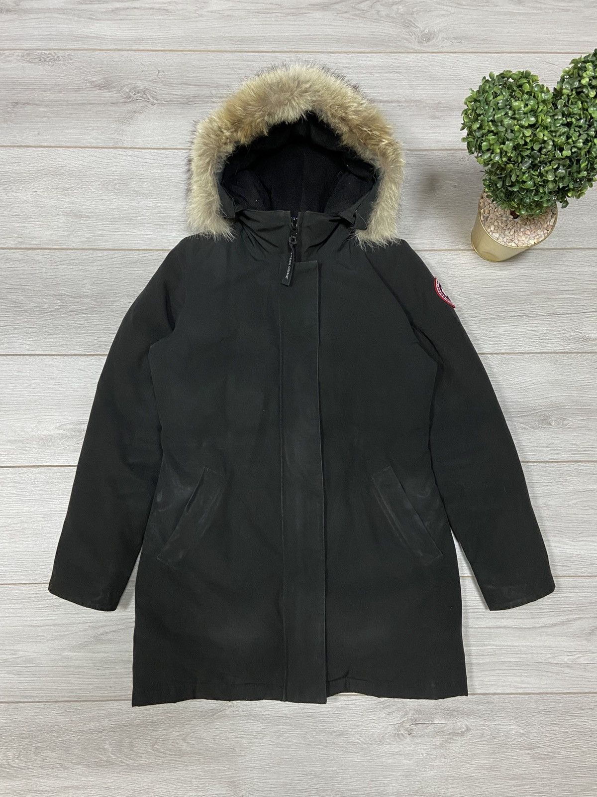 Canada Goose Victoria down fur parka puffer jacket