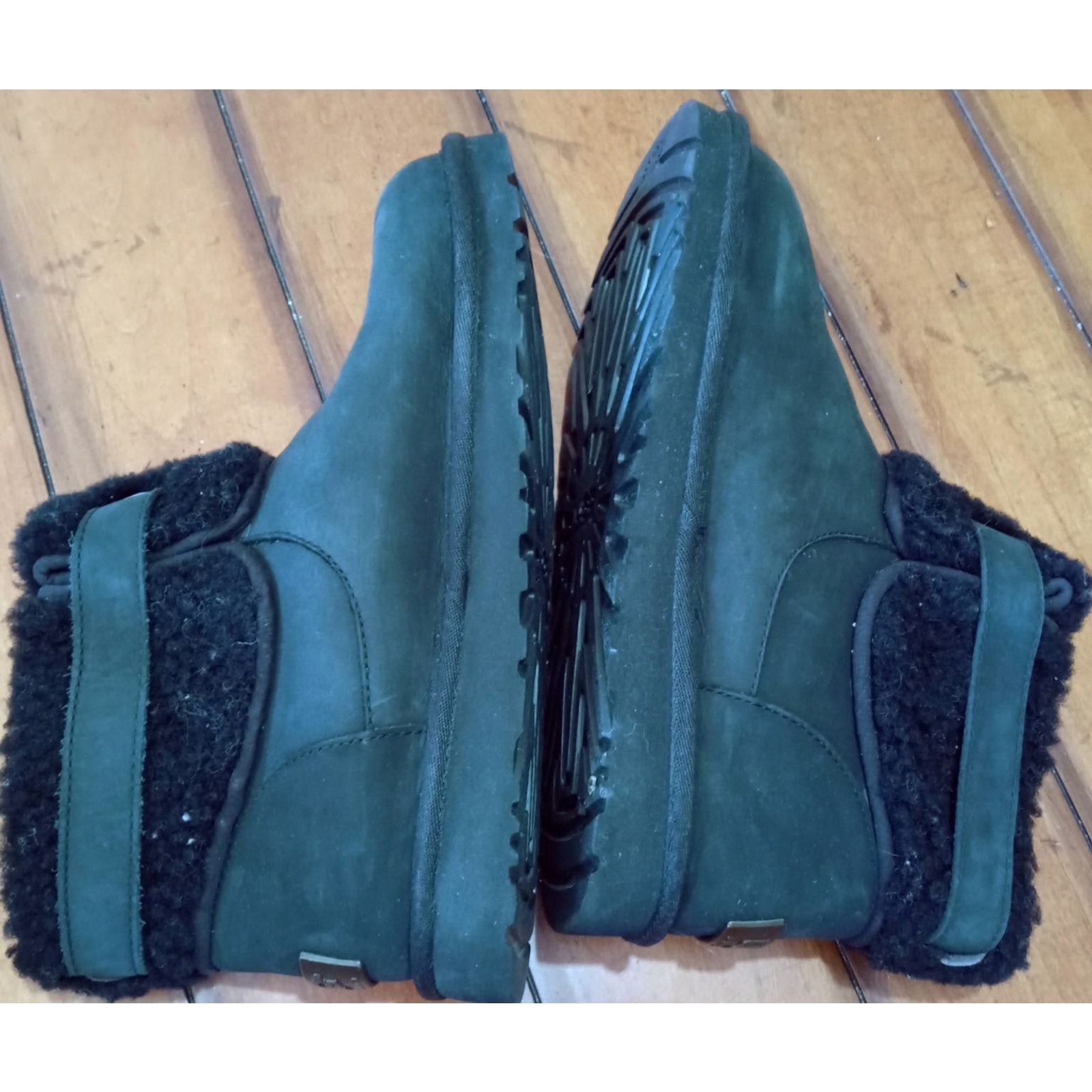 Ugg UGG Australia Jocelin Black Suede Sheepskin Lined Boots 7 Size US 7 / IT 37 - 5 Thumbnail