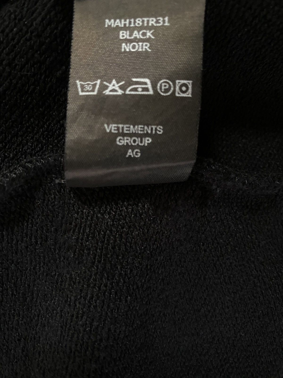 Vetements Vetements Fall17 Yankee Sweatshirt Size US L / EU 52-54 / 3 - 9 Thumbnail
