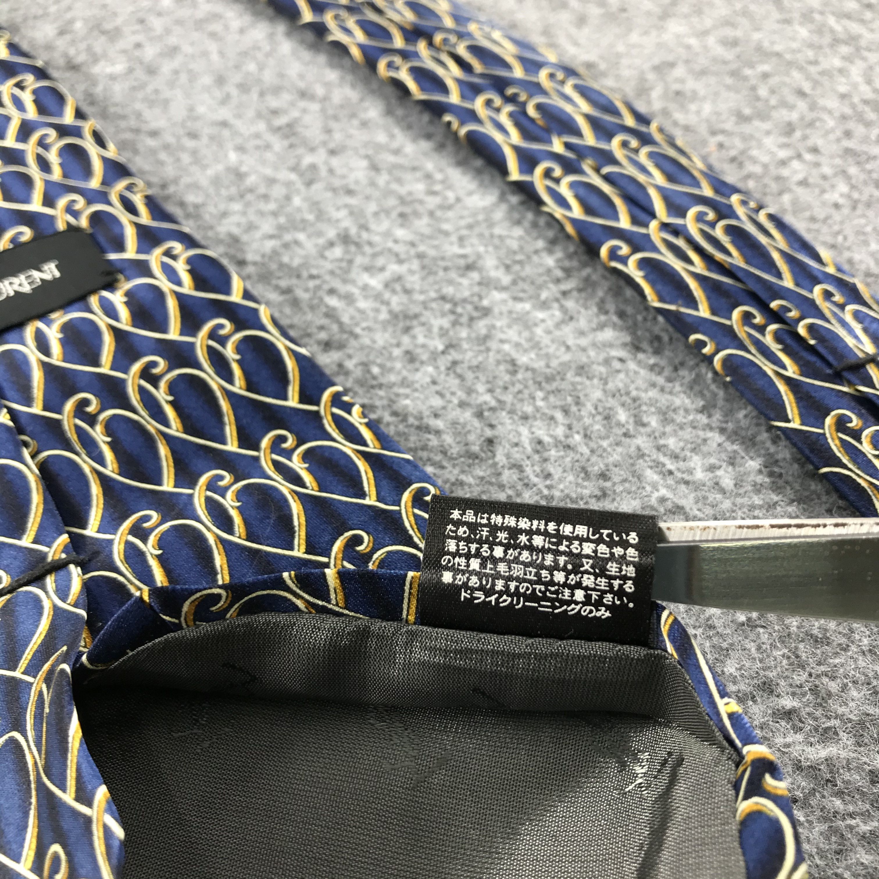 Vintage × Yves Saint Laurent Vintage Yves Saint Laurent Silk Neck Ties T32 Size ONE SIZE - 6 Thumbnail